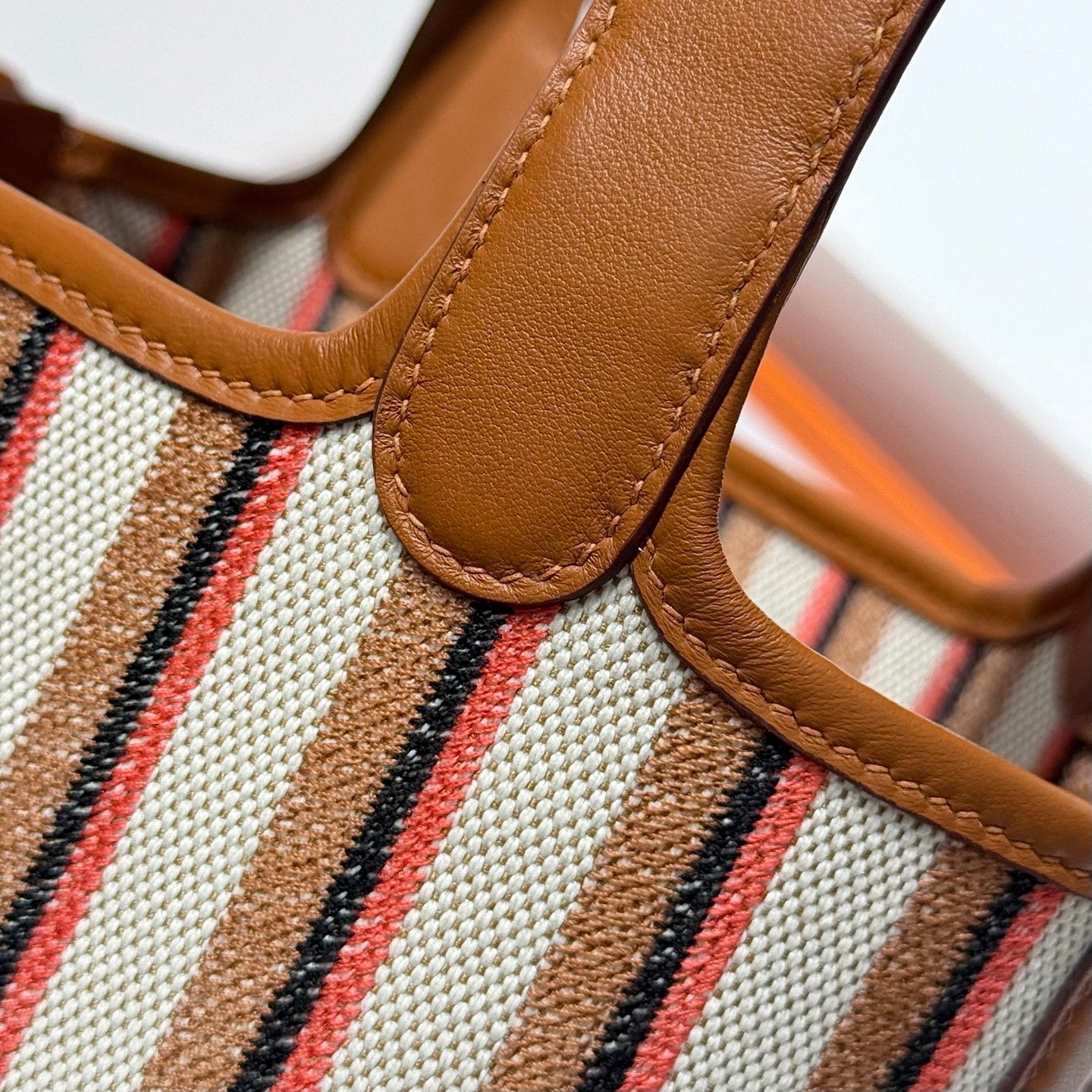 Picotin Lock 18 Gold Swift Calfskin Multicolor Canvas