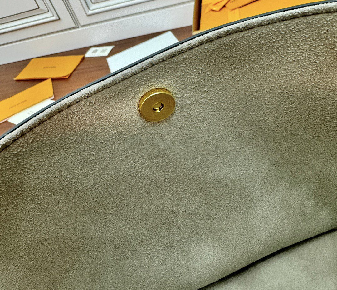 LV Bucket Bag 16cm Khaki Nude Monogram Canvas 330403