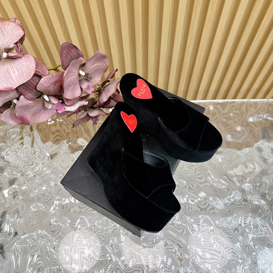 ALAIA PLATFORM WEDGE IN BLACK VELVET WITH HEART EMBROIDERED