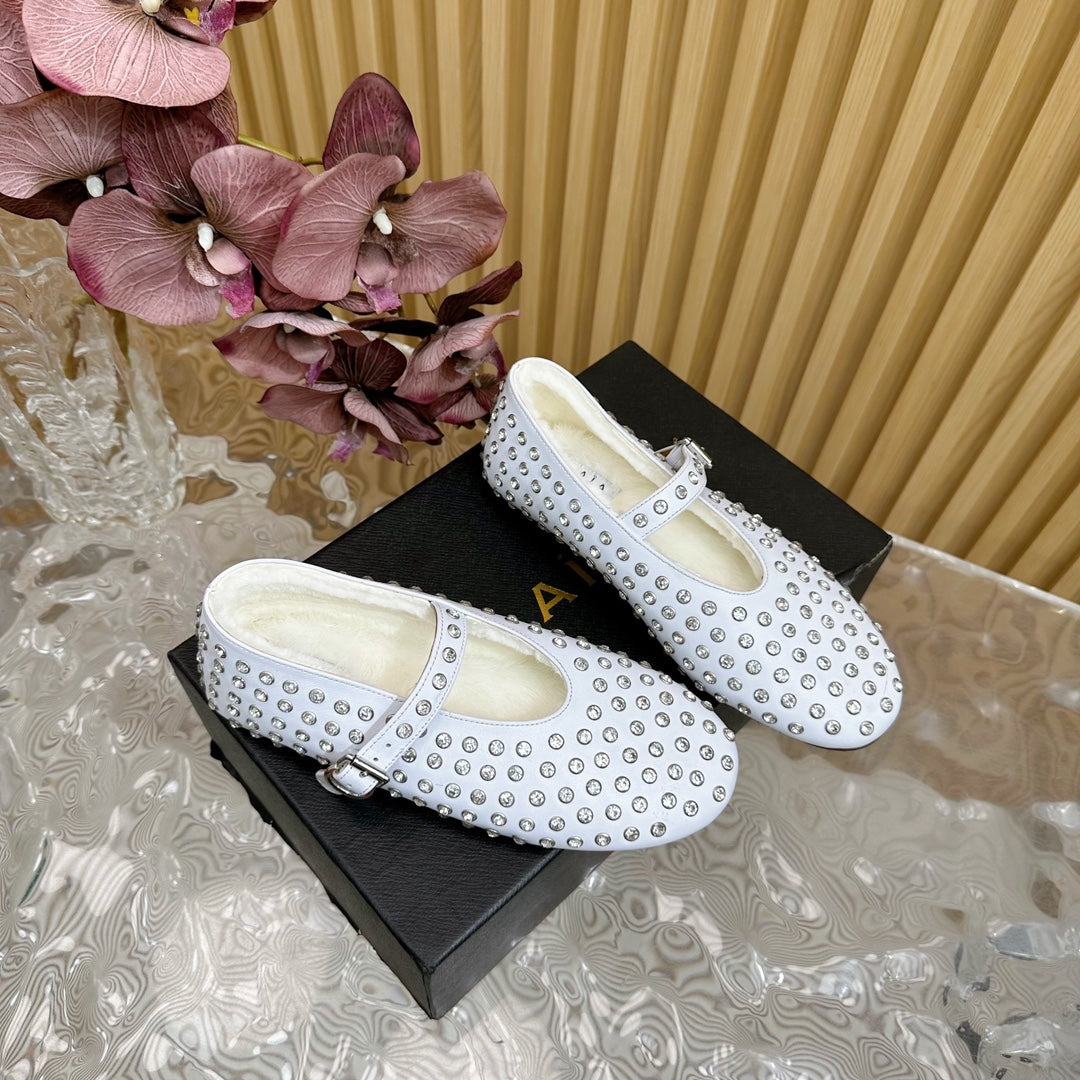 Alaia Strass Ballet Flats In White Calfskin With Fleece Lining 926039