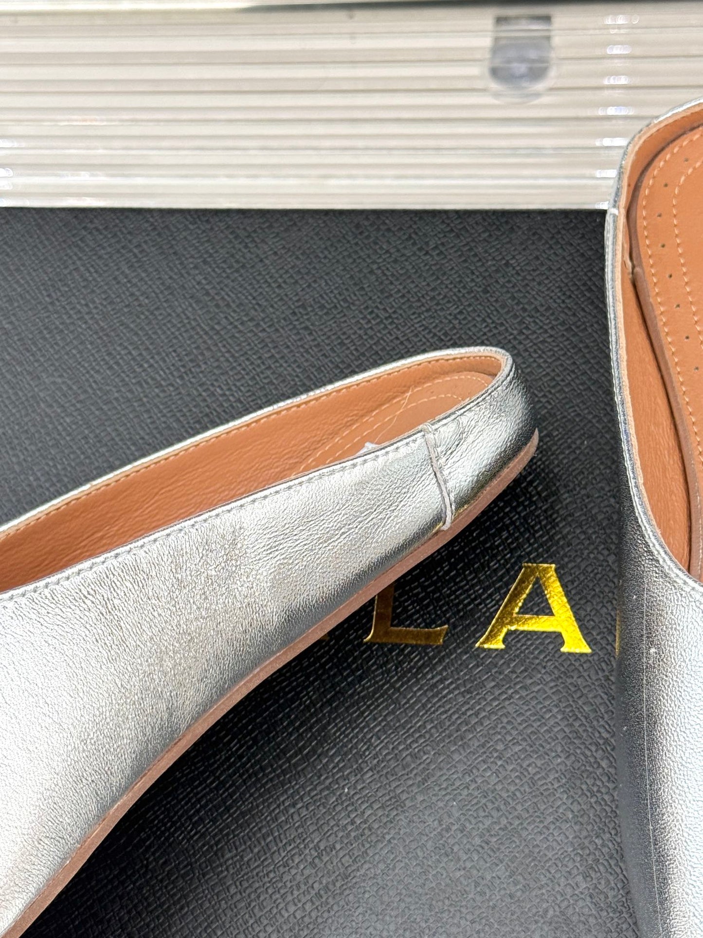 Alaia Slipper Silver Calfskin 293195