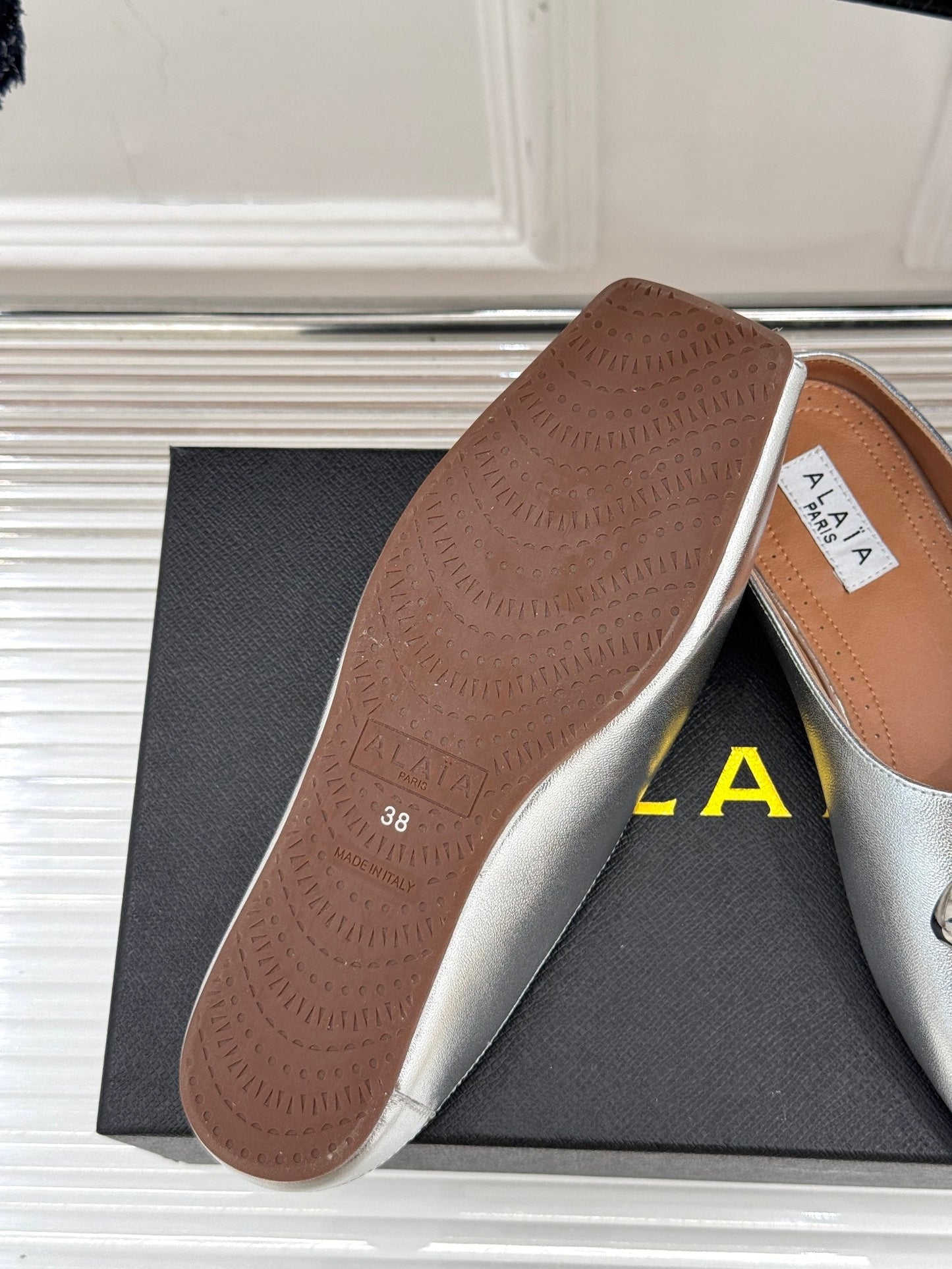 Alaia Slipper With Gold Hardware Silver Calfskin 293204