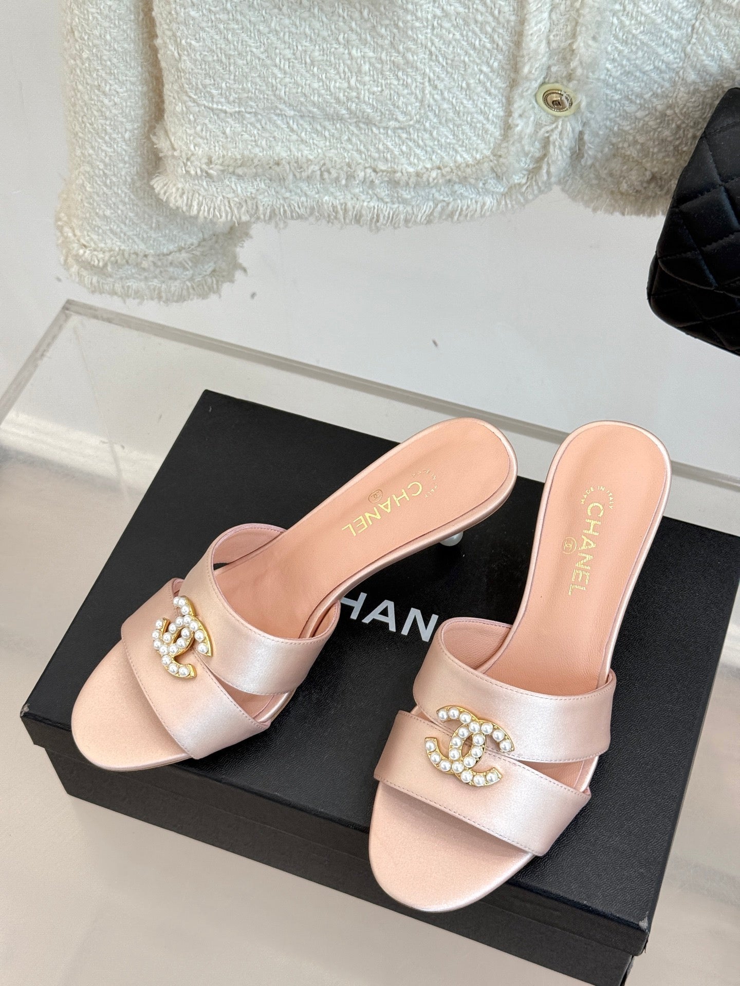 CC 25 Mules Pink Silk Lambskin 308776