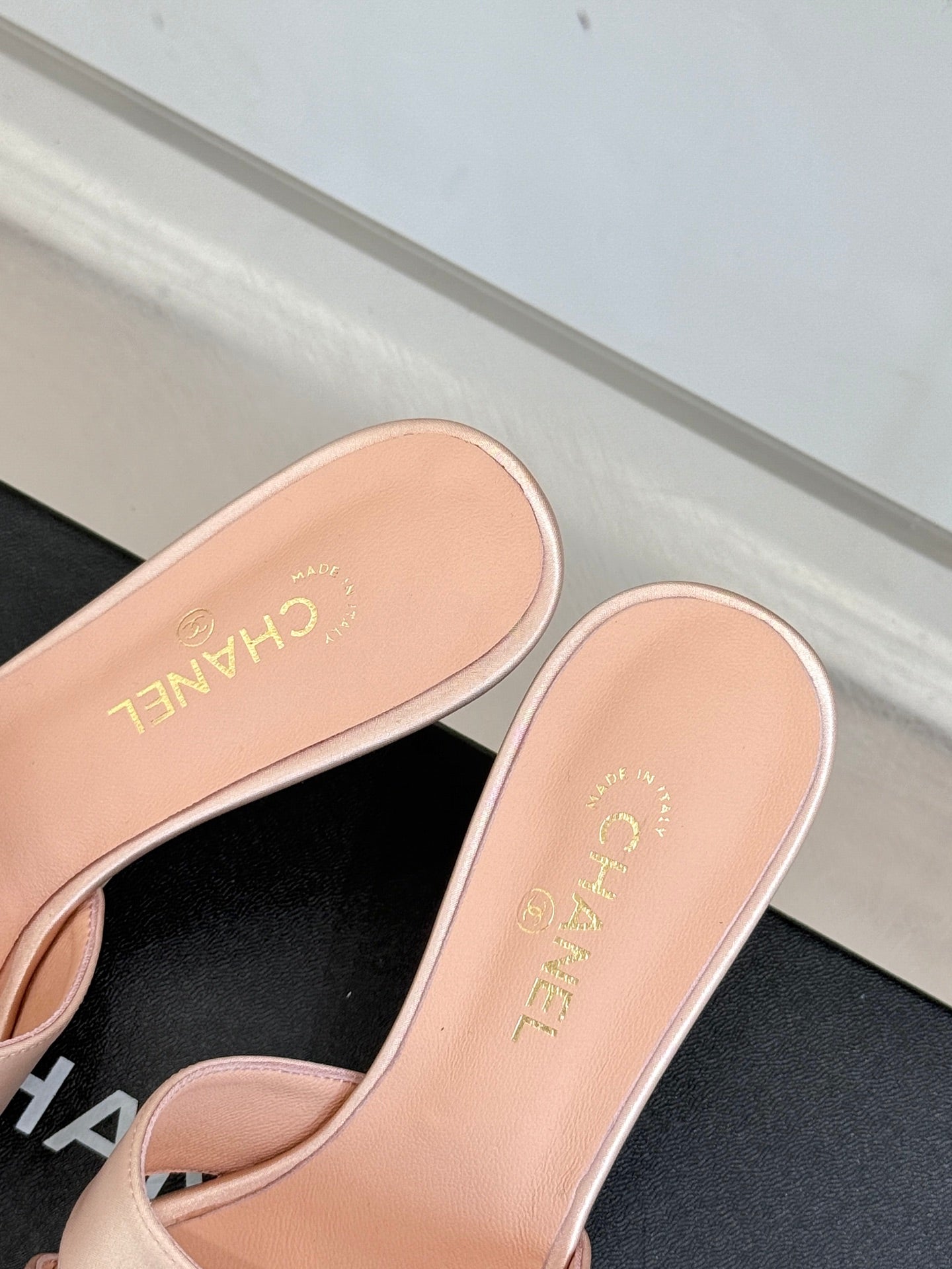 CC 25 Mules Pink Silk Lambskin 308776