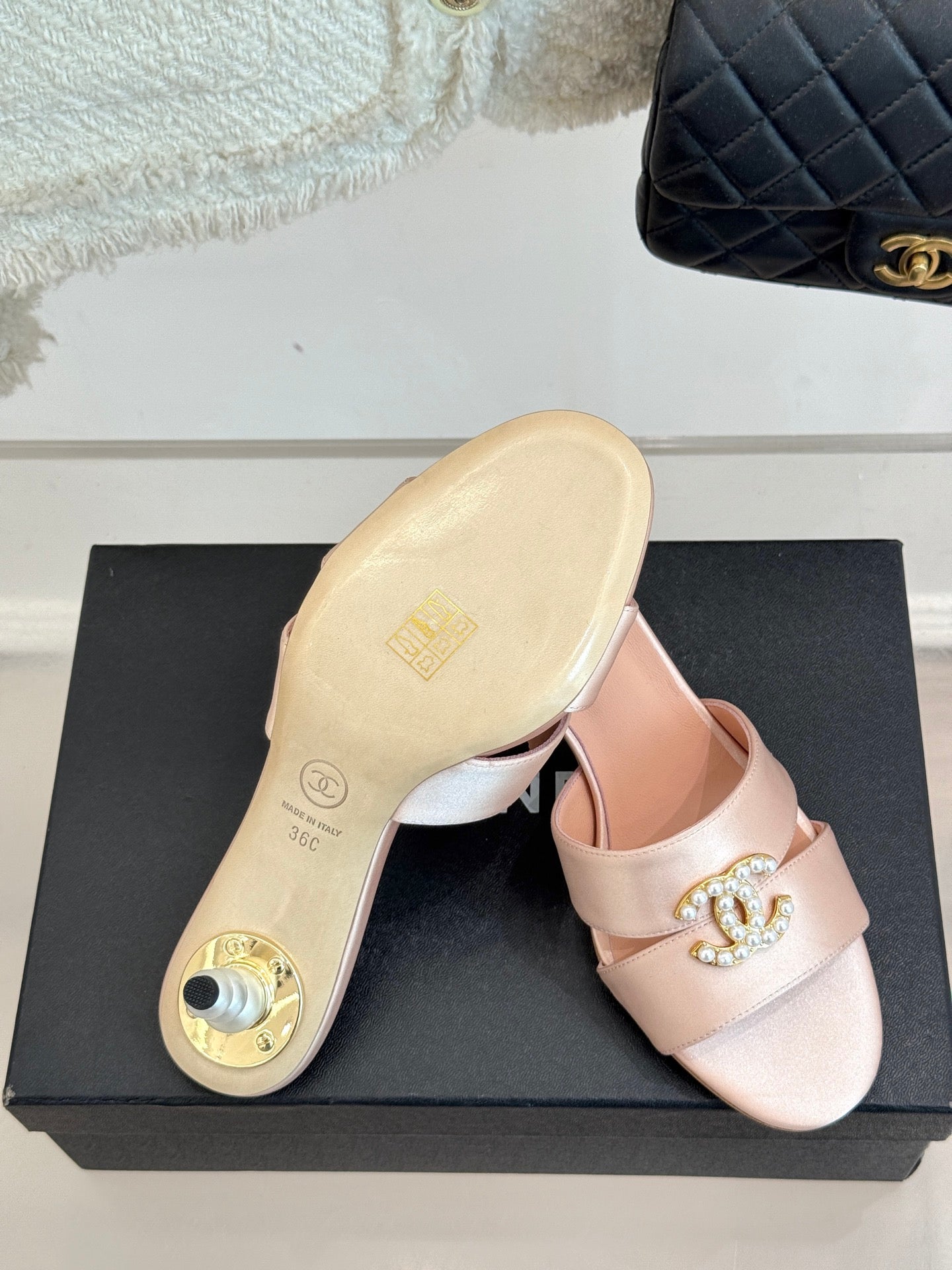 CC 25 Mules Pink Silk Lambskin 308776