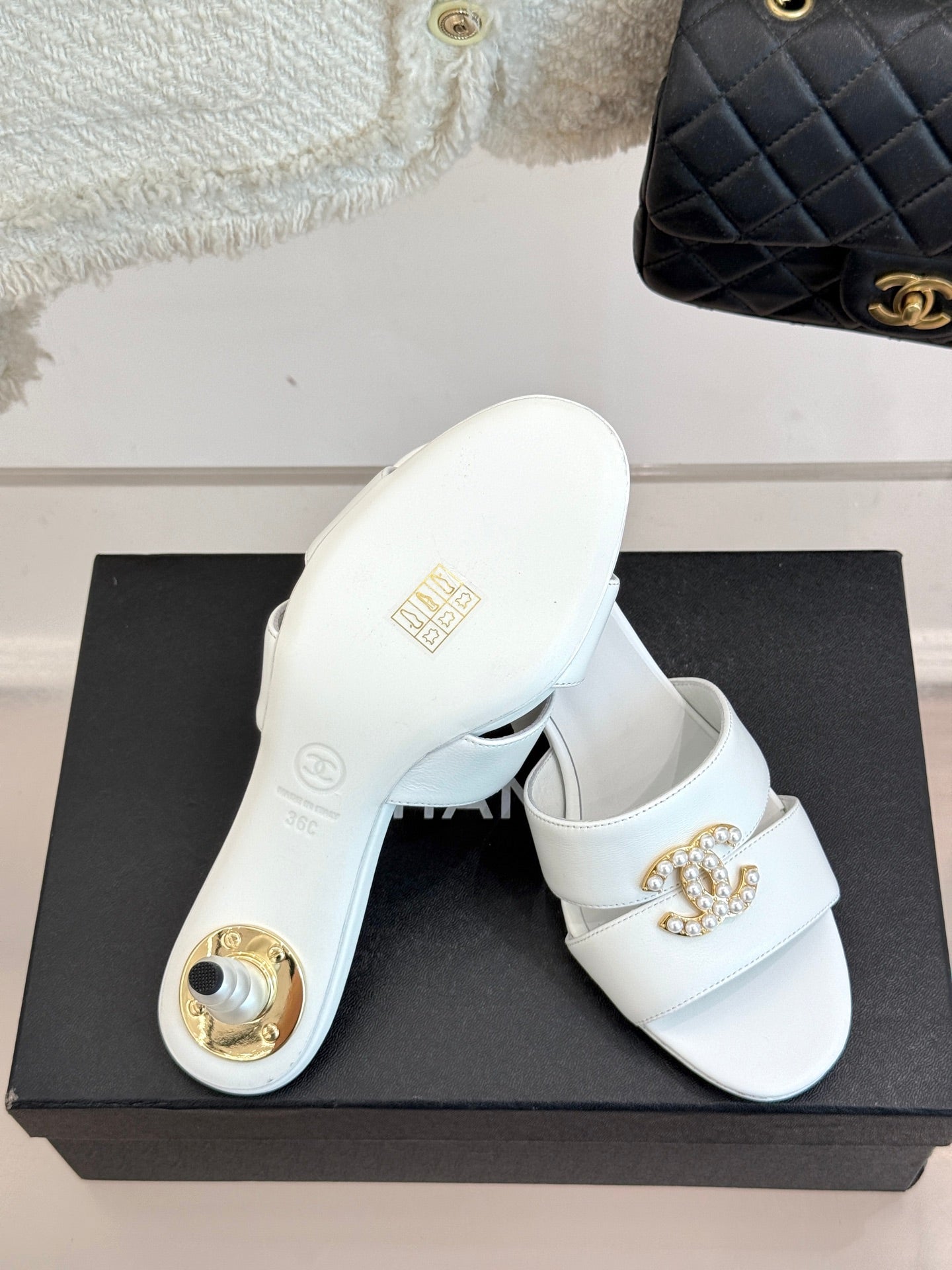 CC 25 Mules White Silk Lambskin 308778
