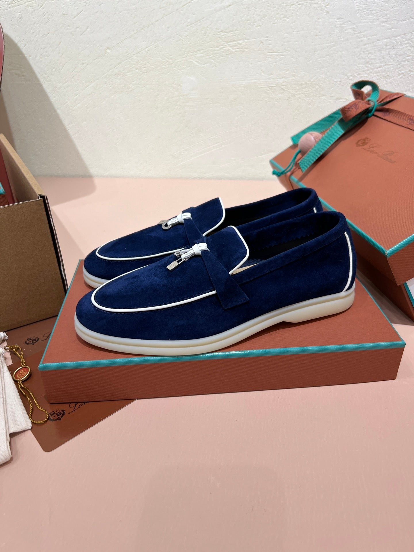 lp summer charm walk loafer blue white suede