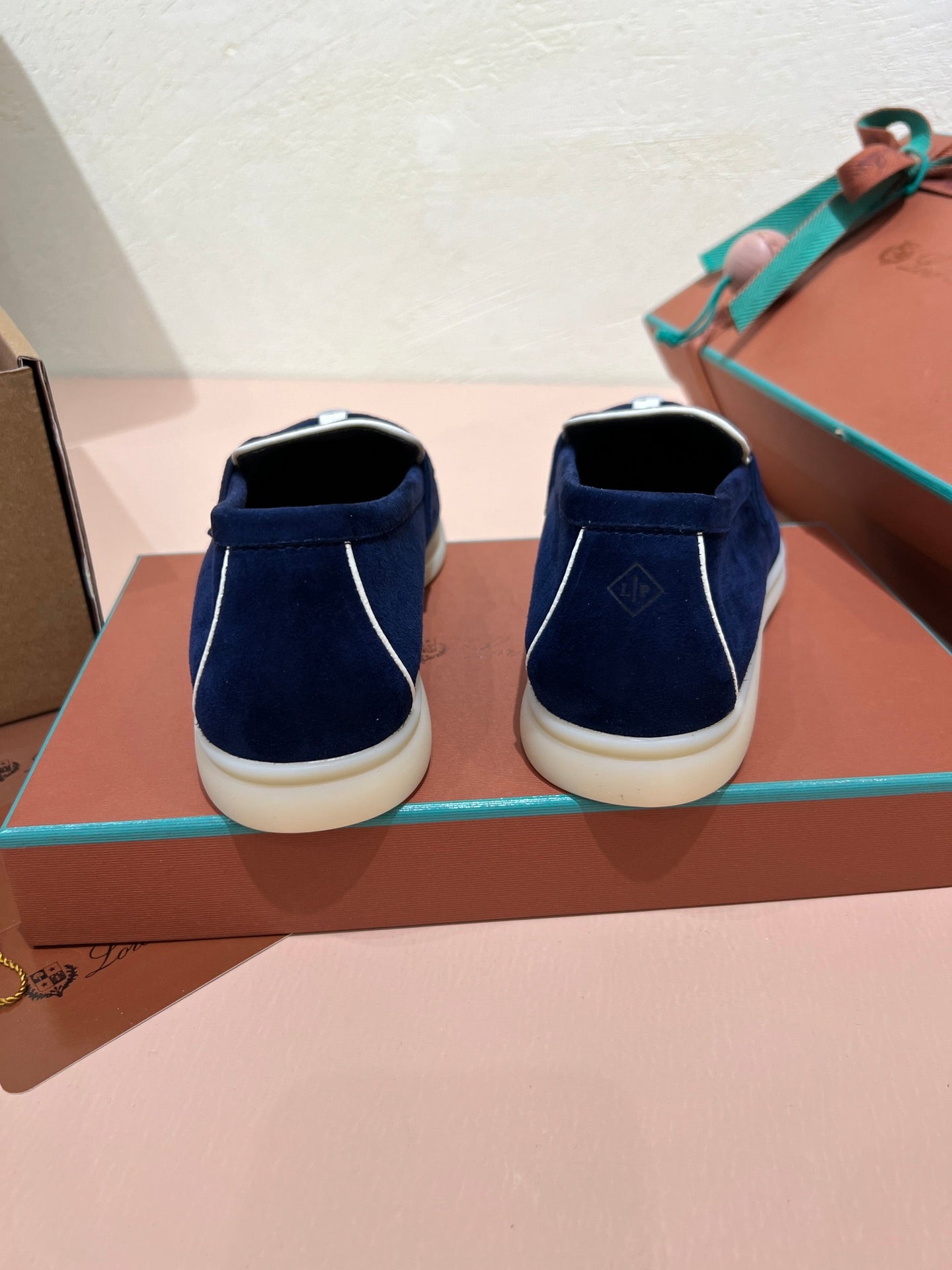lp summer charm walk loafer blue white suede