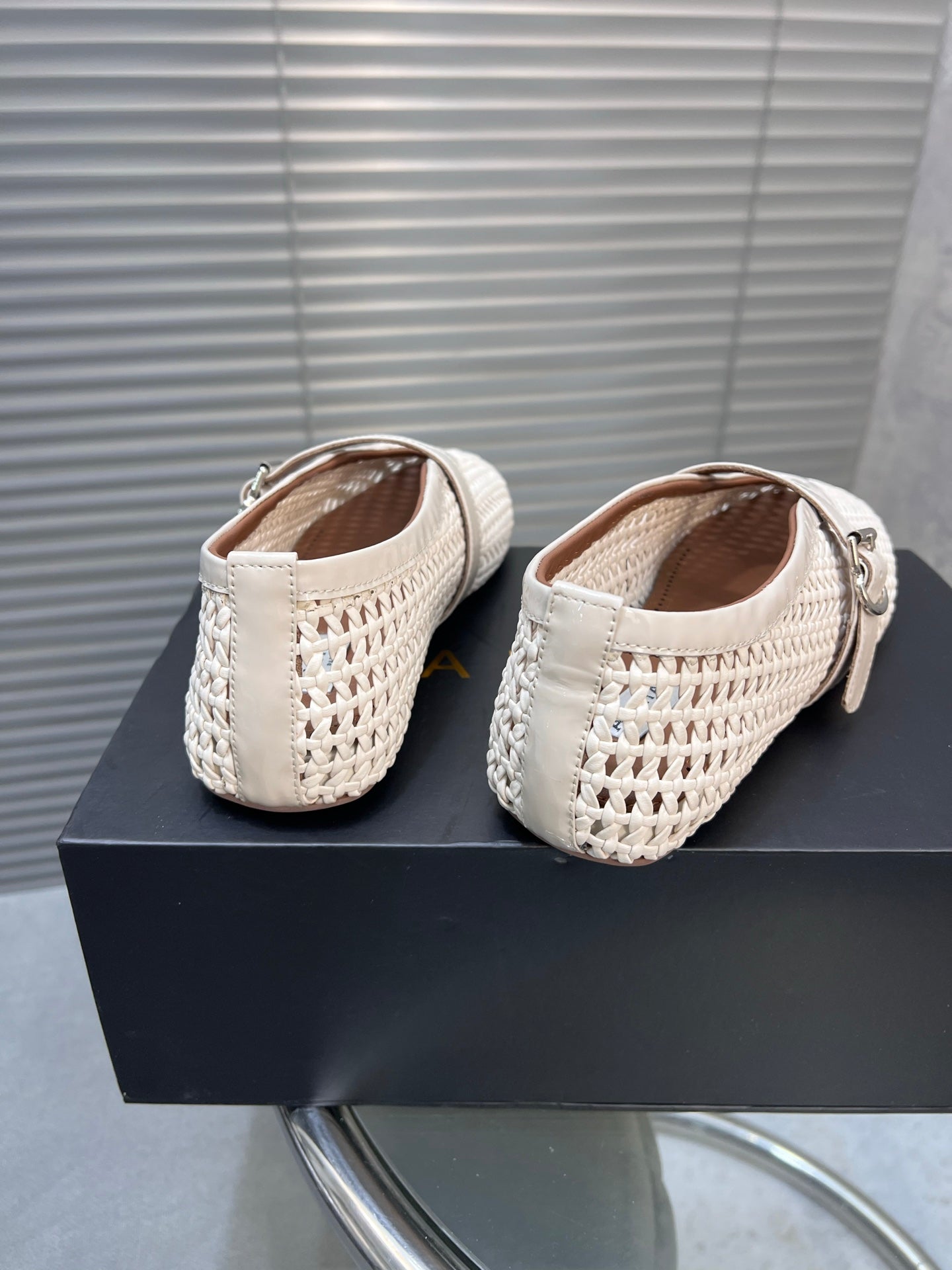 Alaia Braided Hollow Ballet Flats Ivory Cowhide 300043