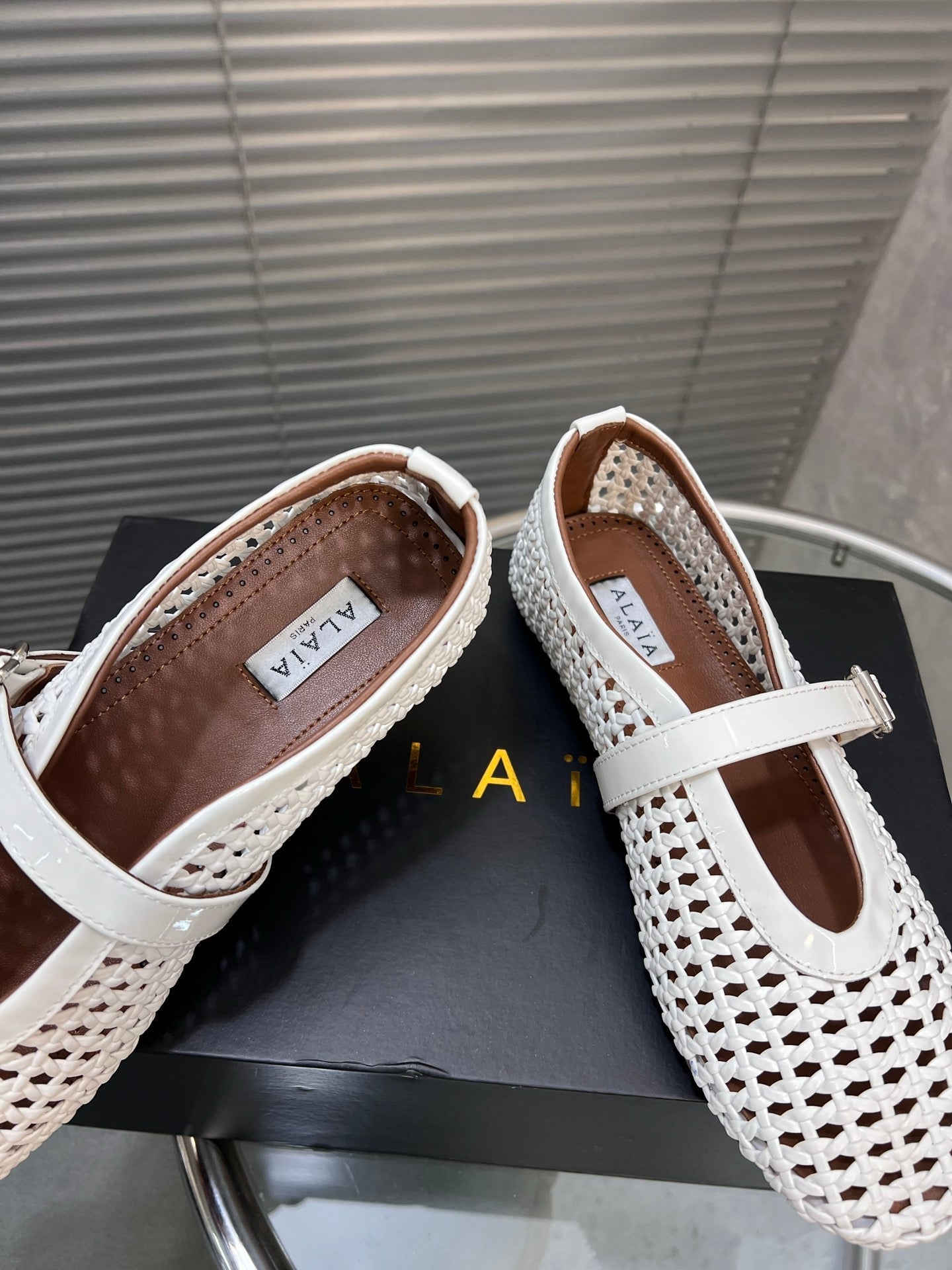 Alaia Braided Hollow Ballet Flats White Cowhide 300044