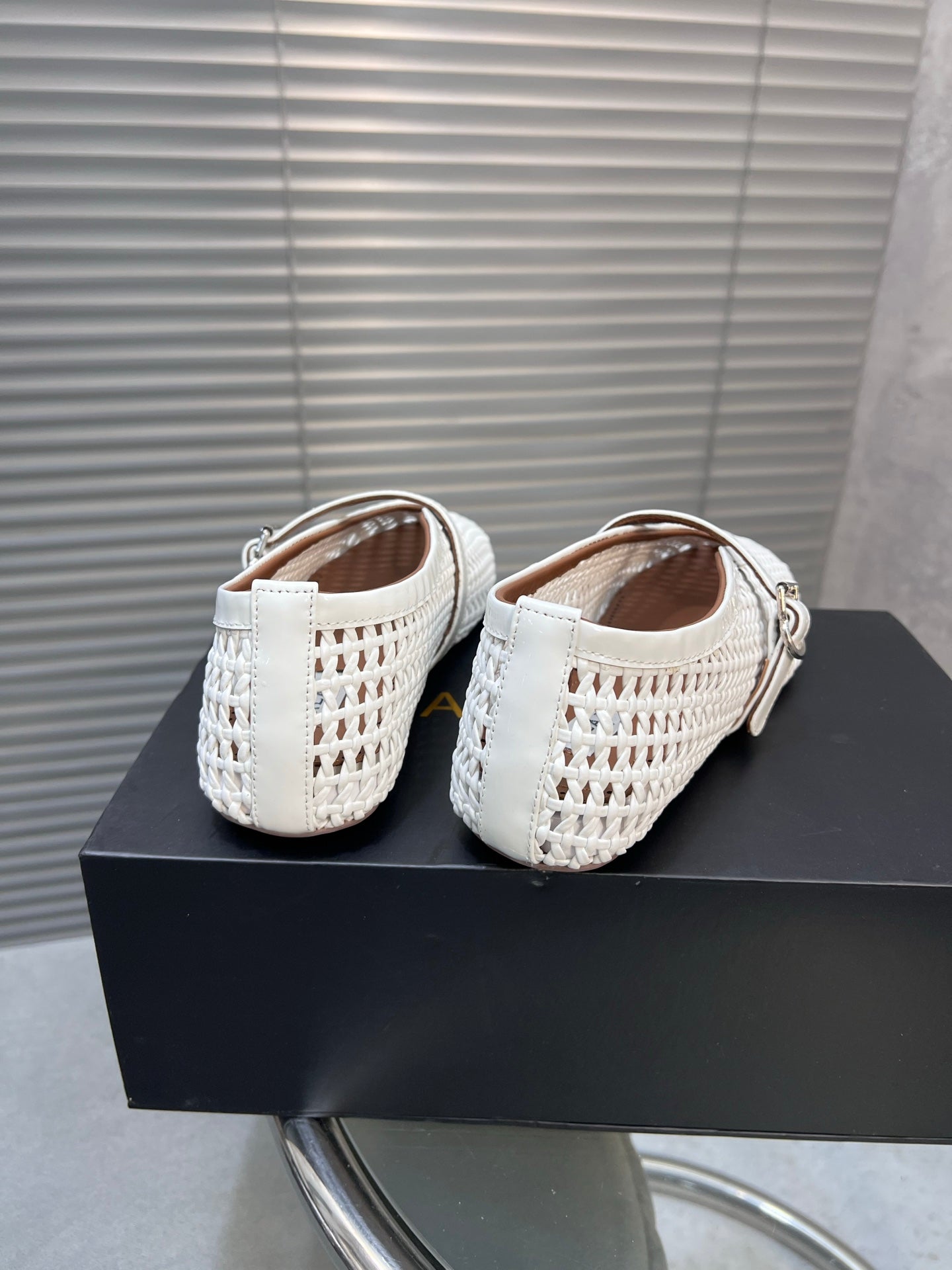 Alaia Braided Hollow Ballet Flats White Cowhide 300044