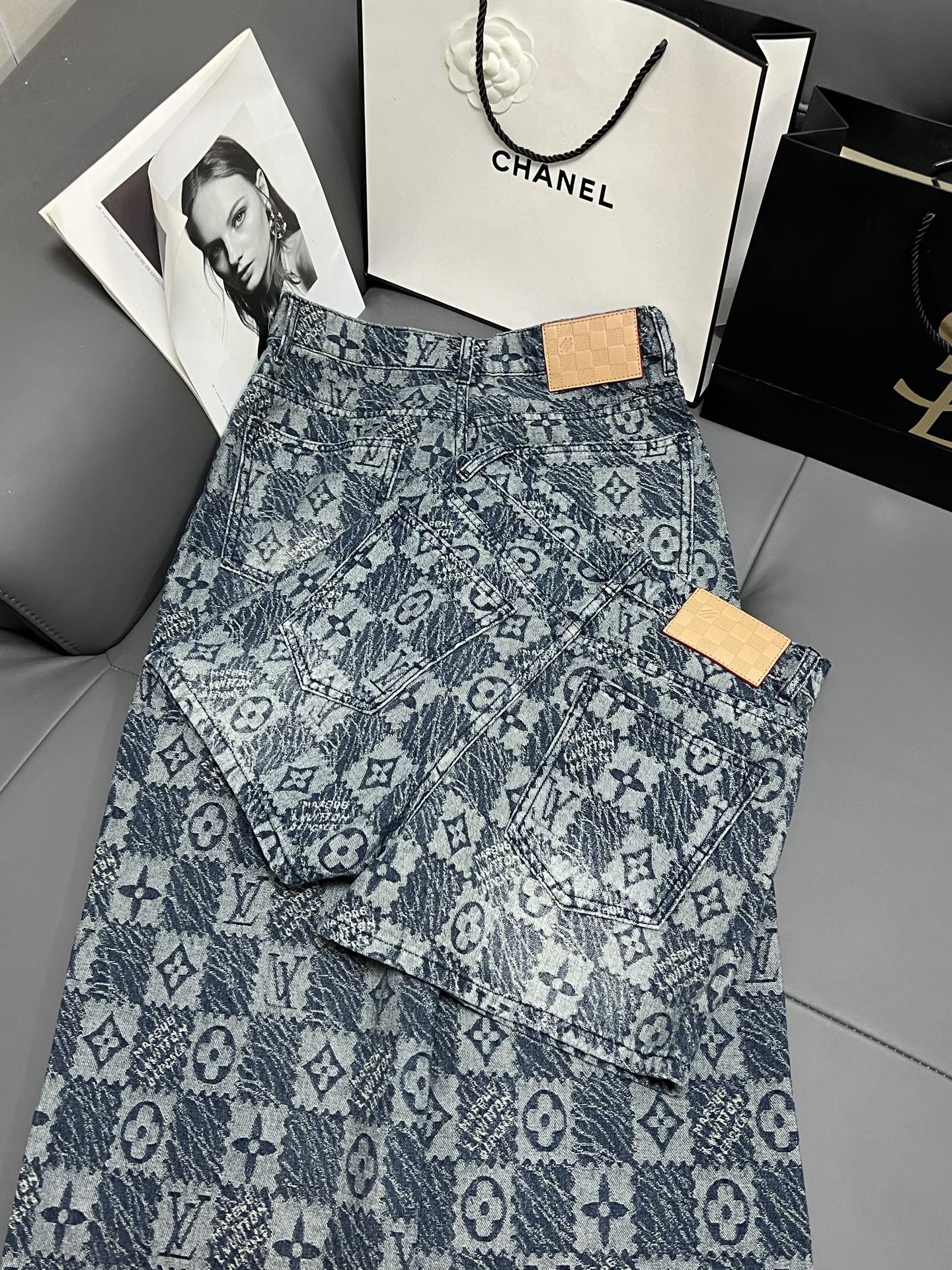 LV 25 Monogram Dark Blue Jean