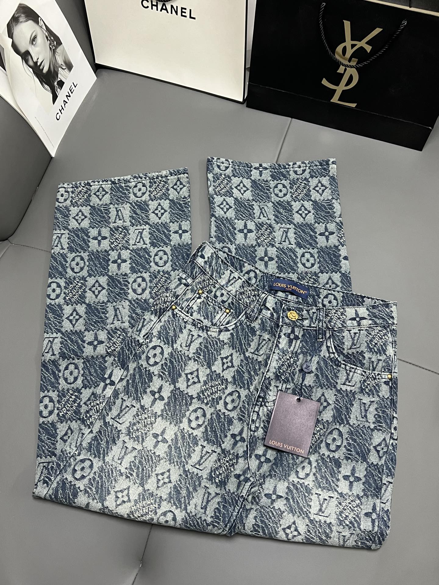 LV 25 Monogram Dark Blue Jean