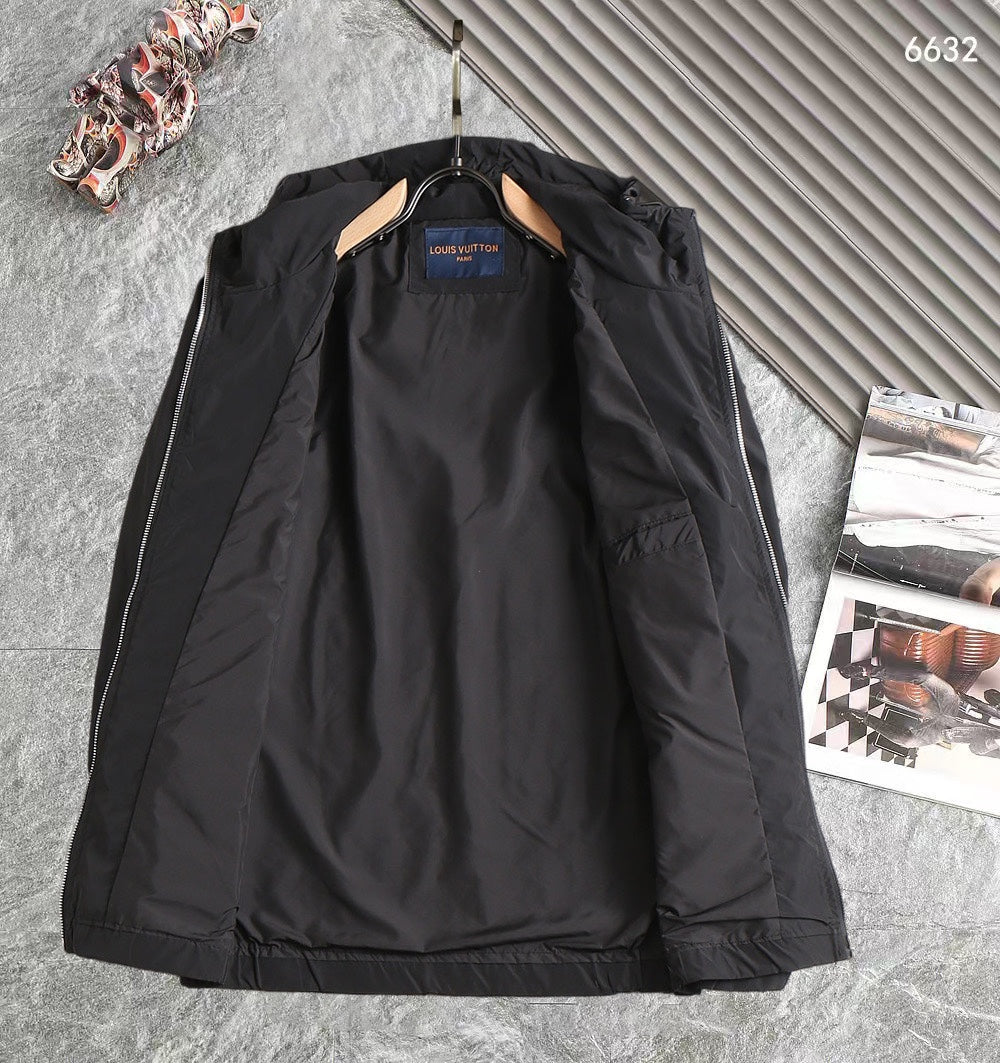 LV BLACK WINDBREAKER 238971