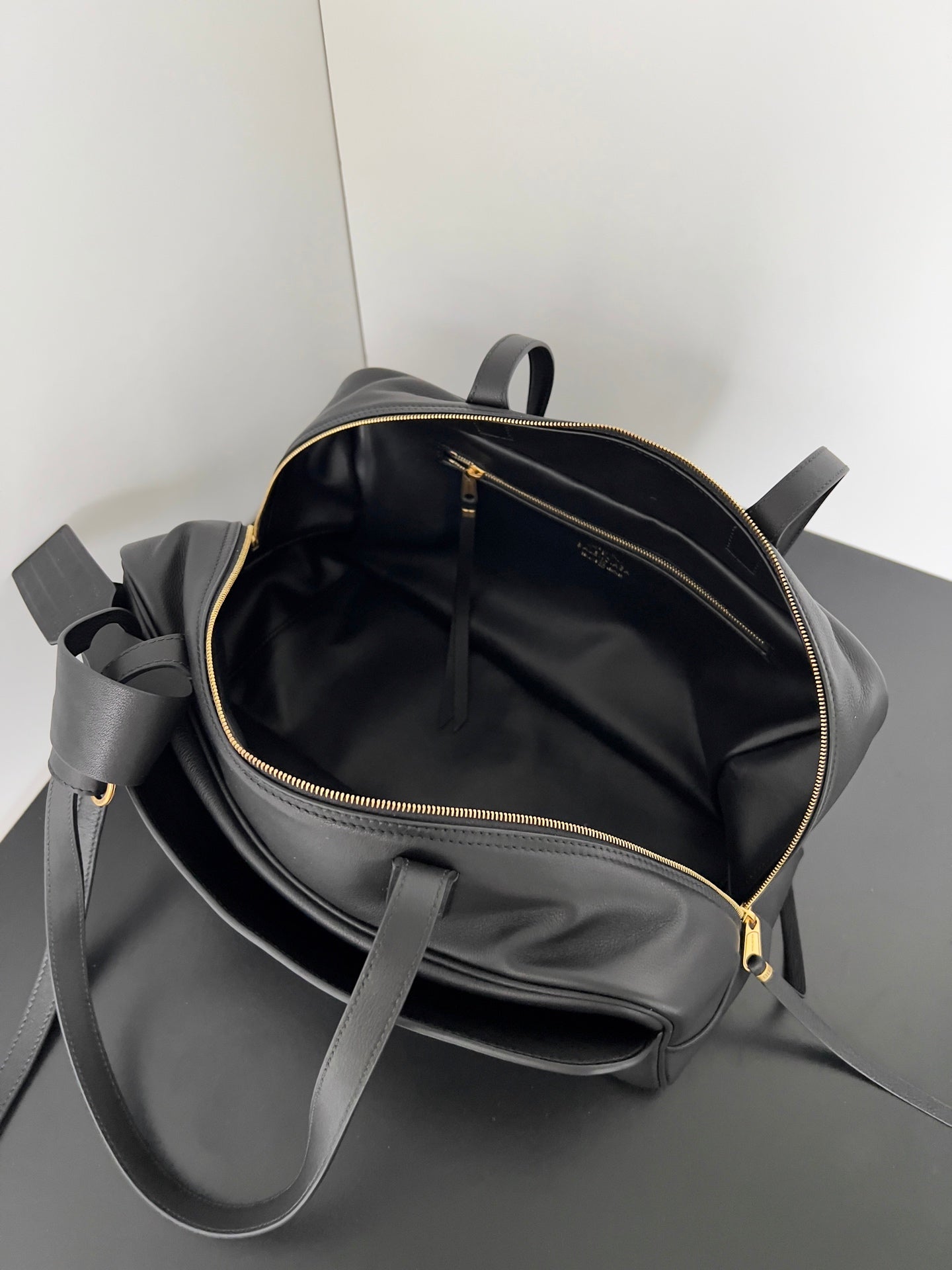 Balenciaga Carrie bowling ball bag black lambskin
