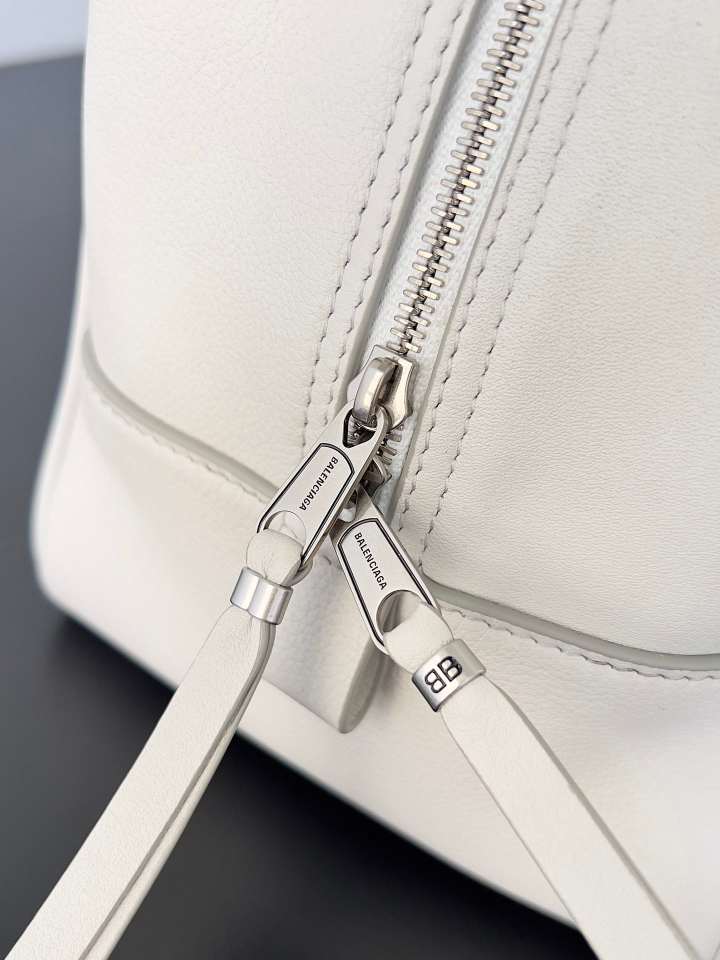 Balenciaga Carrie bowling ball bag white lambskin