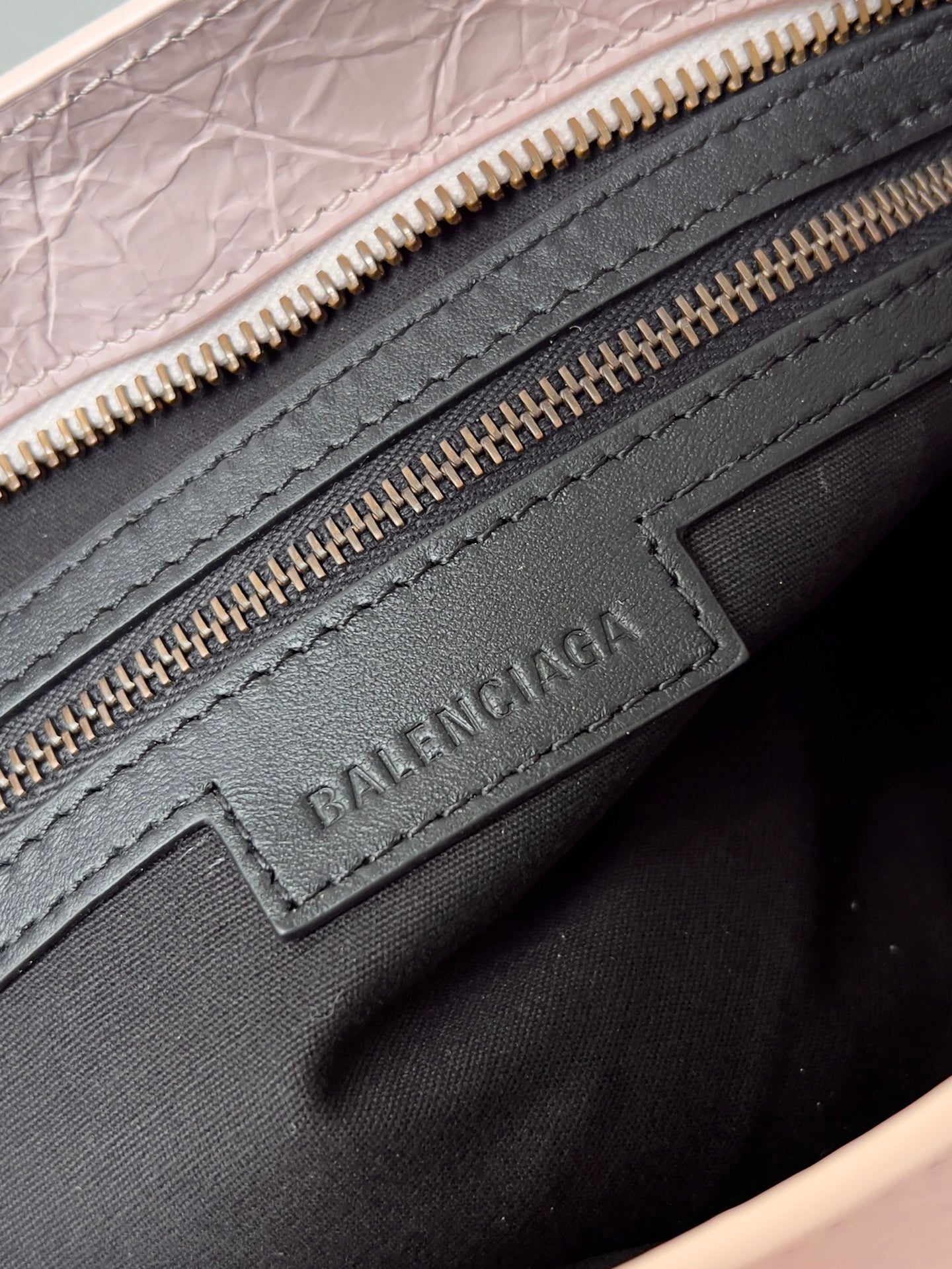 Balenciaga Le City classics bag light pink leather