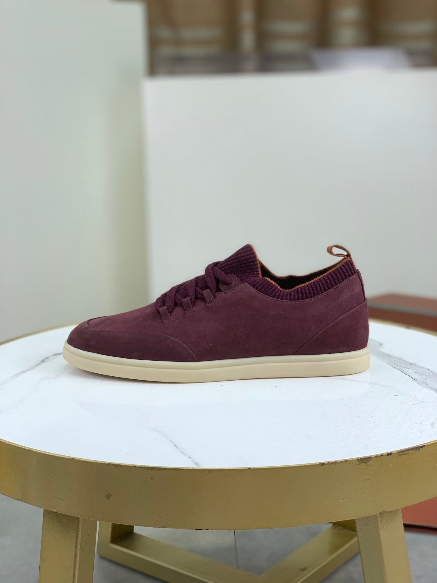 LP SOHO WALK TRAINERS IN MULBERRY SUEDE