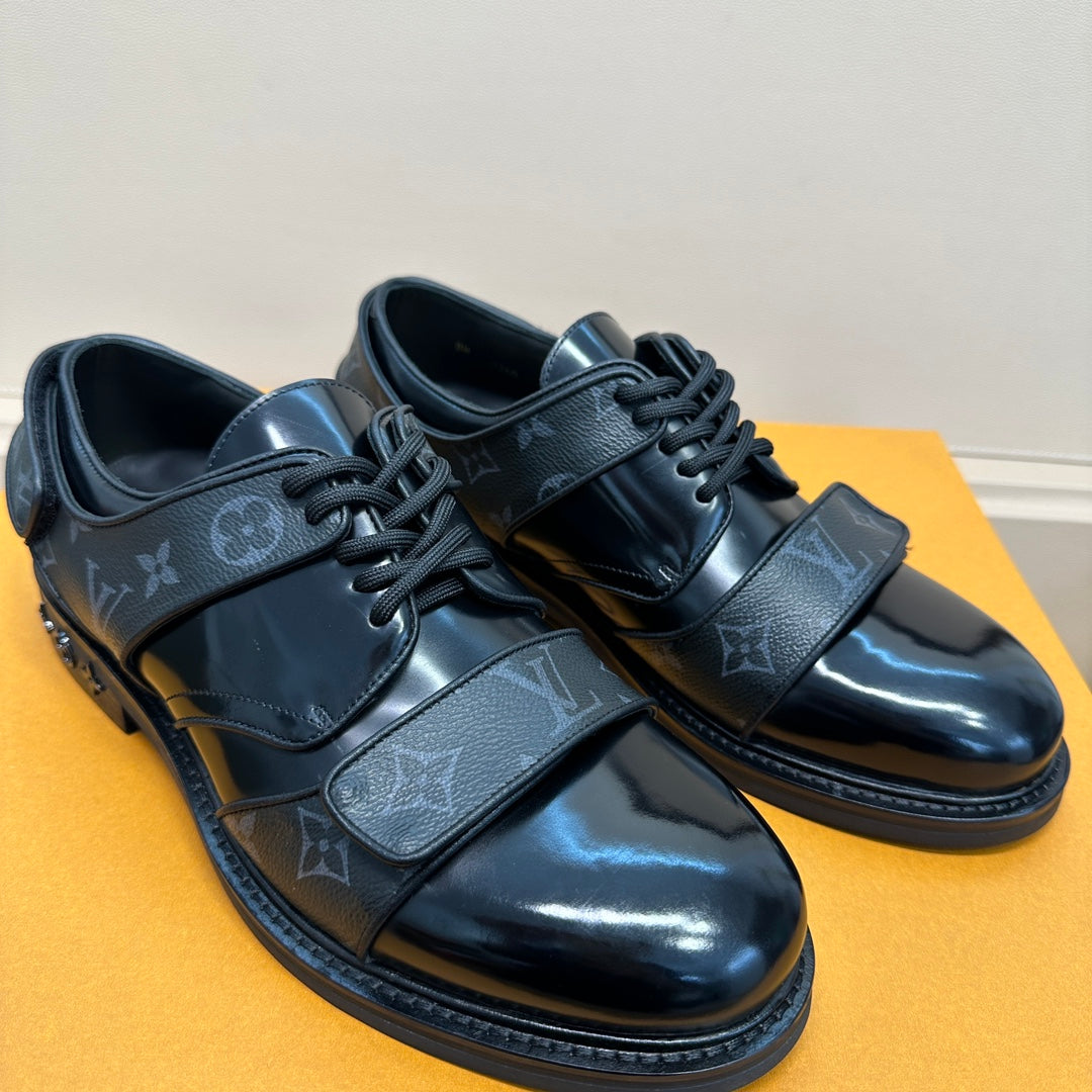 LV DERBY HARNESS SHOES IN BLACK CALFSKIN