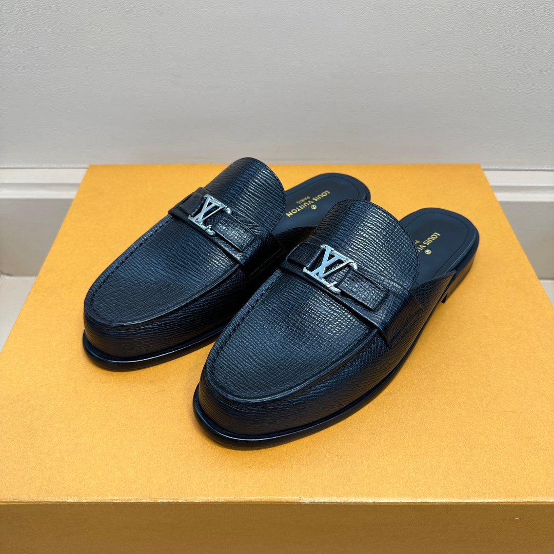 LV EASY MULE IN BLACK CALFSKIN