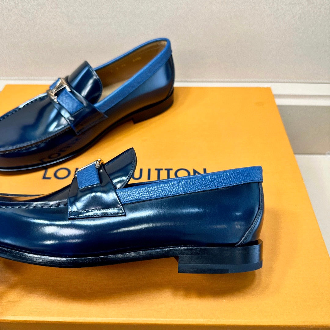 LV MAJOR LOAFER IN GLOSSY NAVY BLUE CALFSKIN
