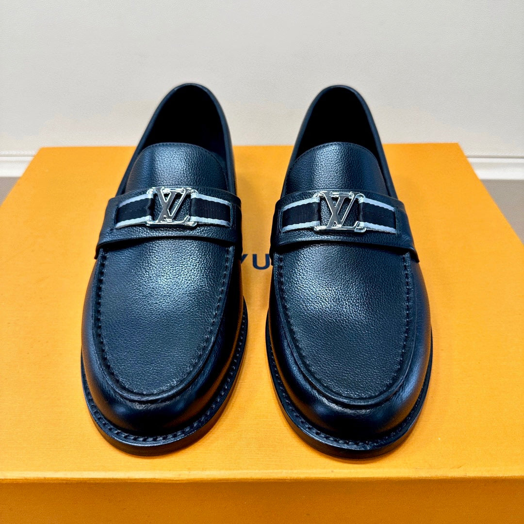 LV MAJOR LOAFER IN BLACK WRINKLED CALFSKIN