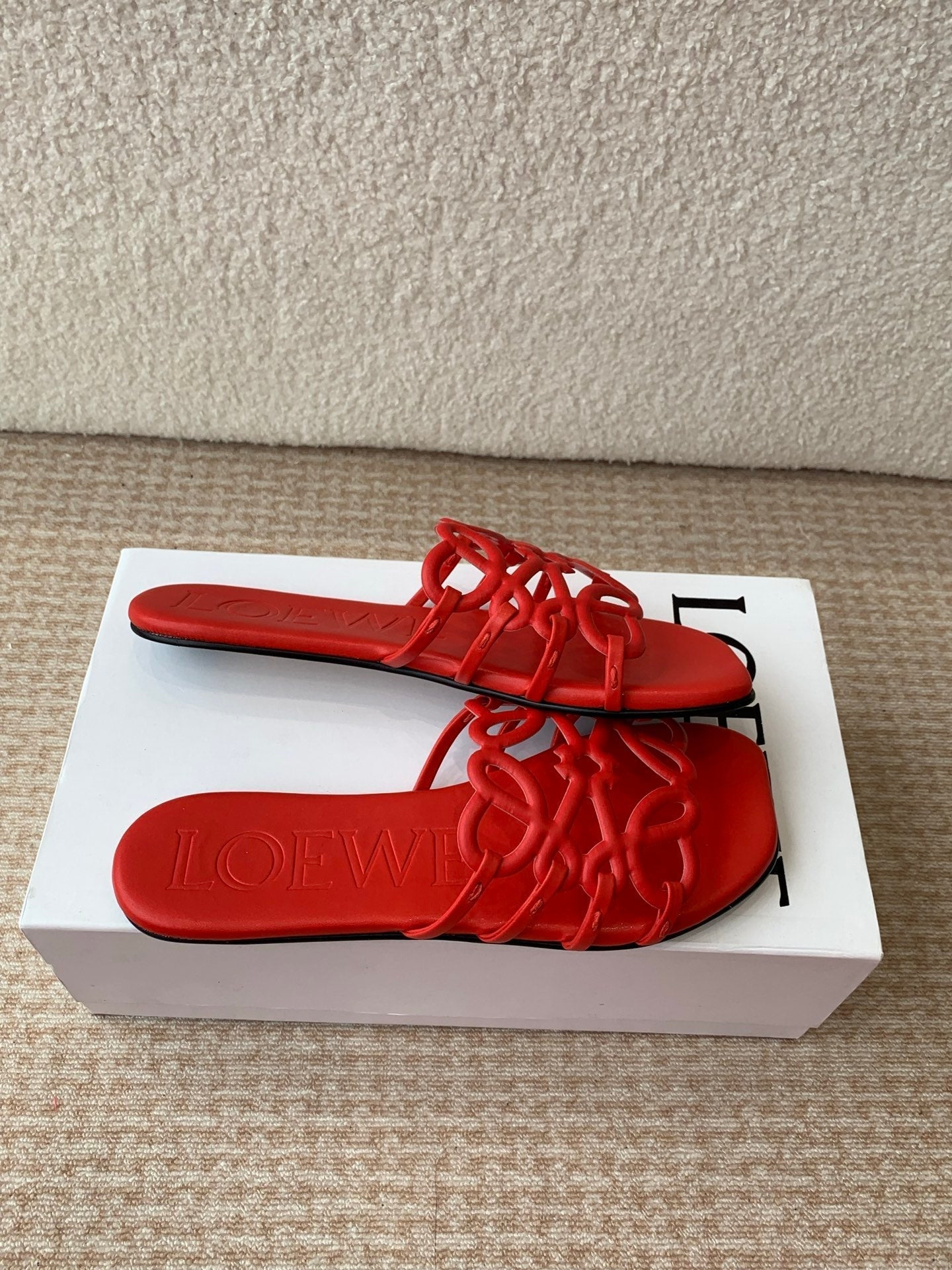 Loewe 25 Petal Anagram Slides Red Cowhide