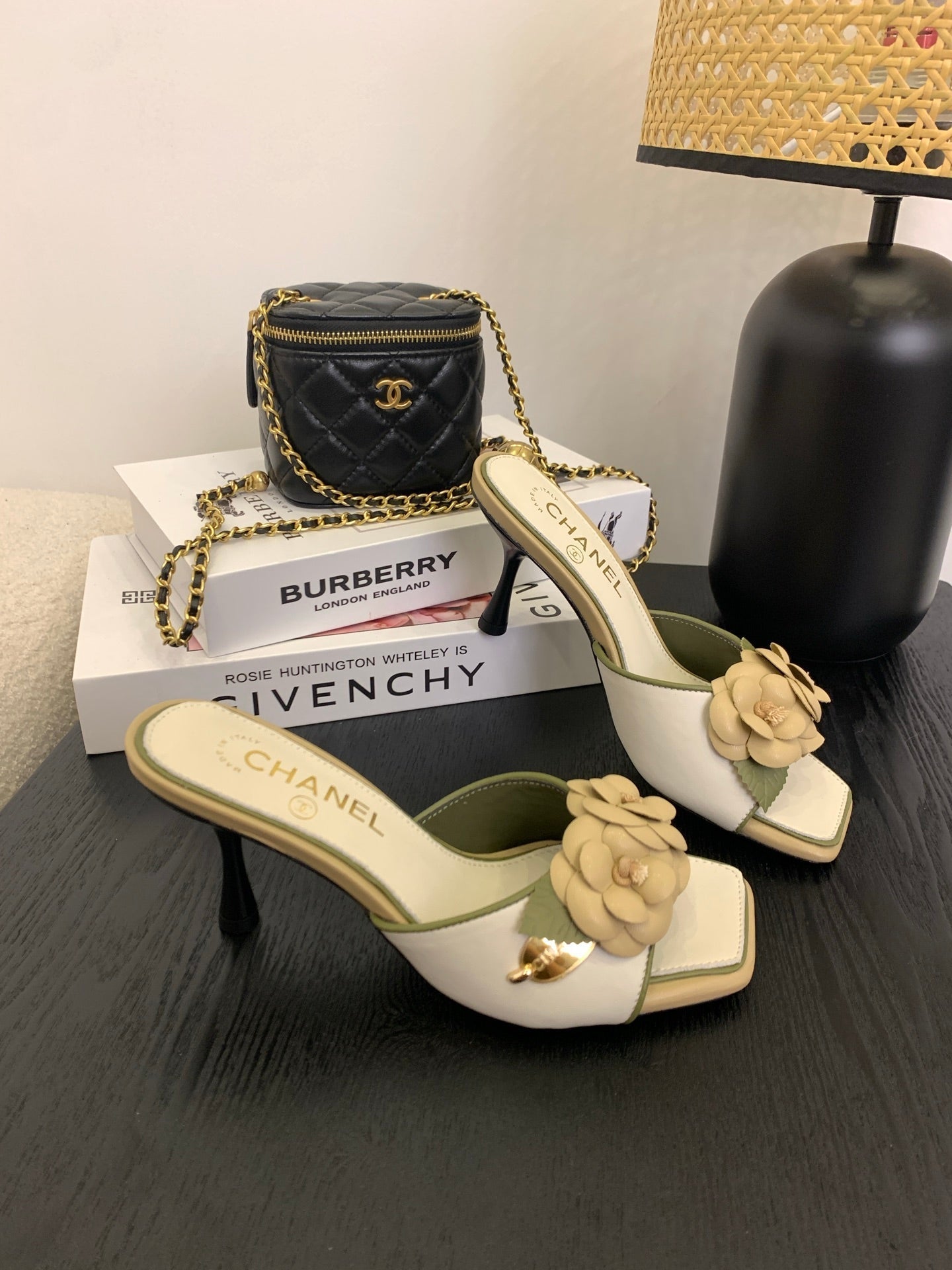 CC 25 Mules Green White Lambskin 288772