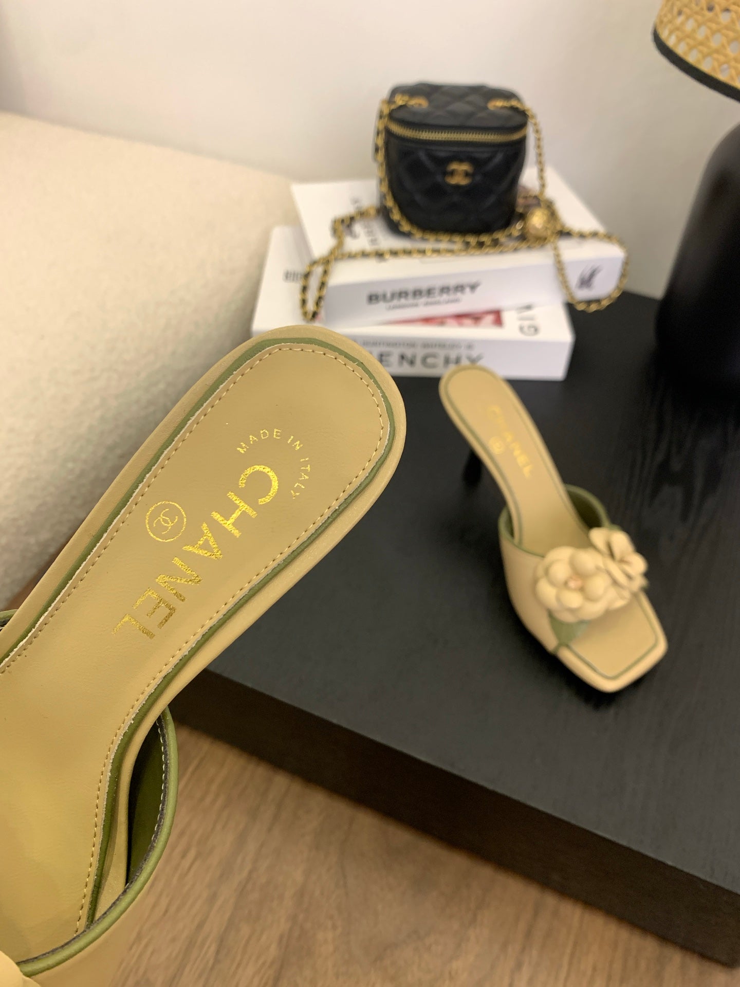 CC 25 Mules Green Beige Lambskin 288774