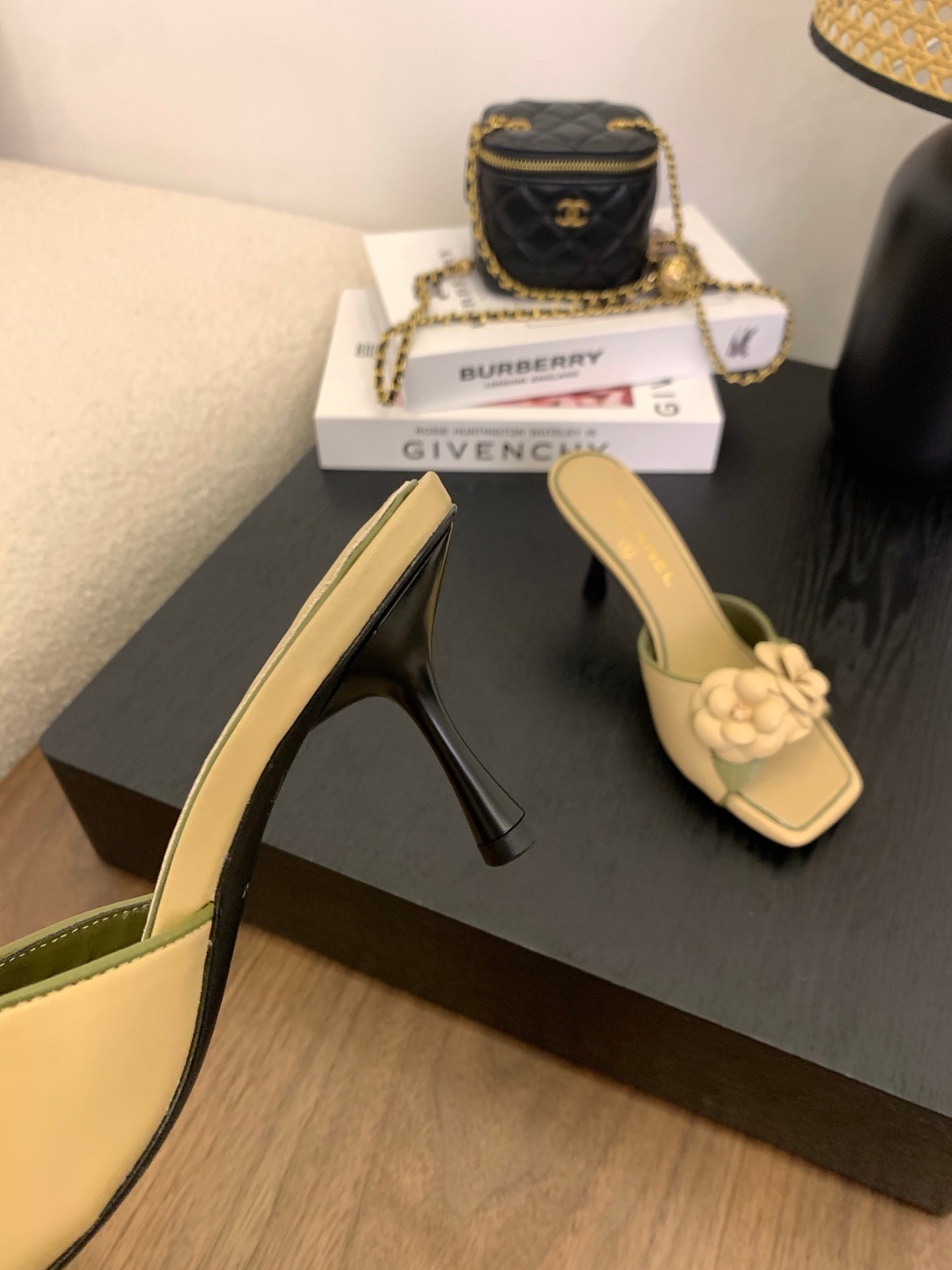 CC 25 Mules Green Beige Lambskin 288774
