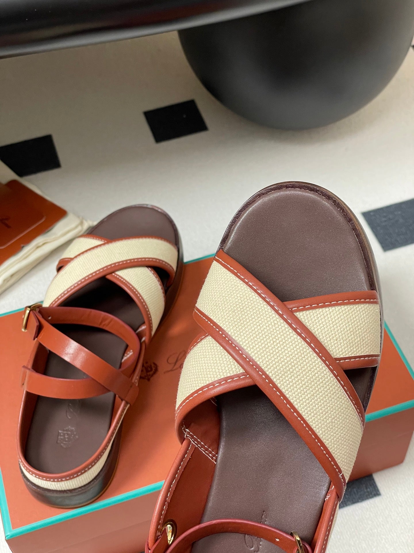 LP Sandal Beige Orange Brown Cowhide 312167