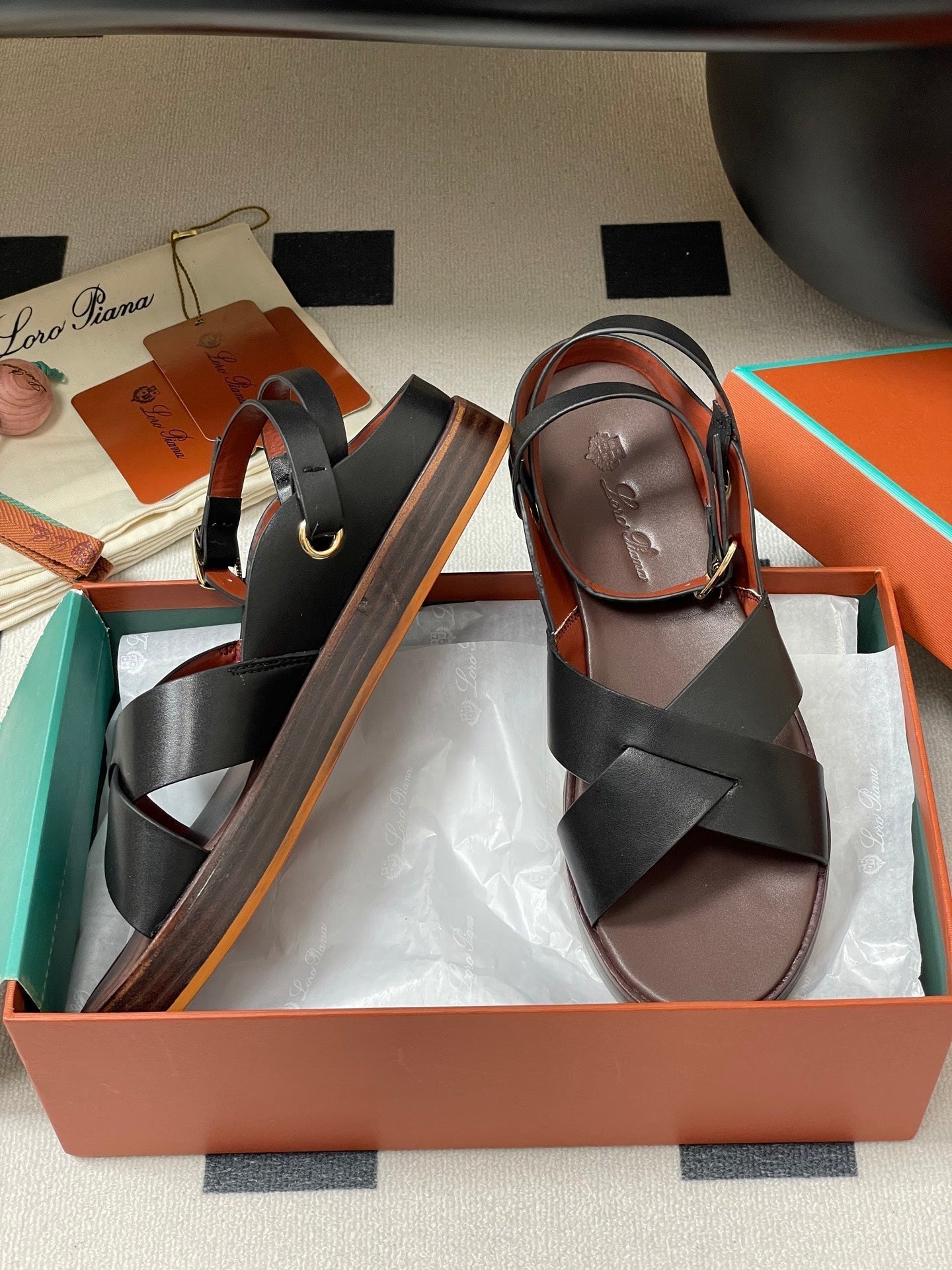 LP Sandal Black Brown Cowhide 312170
