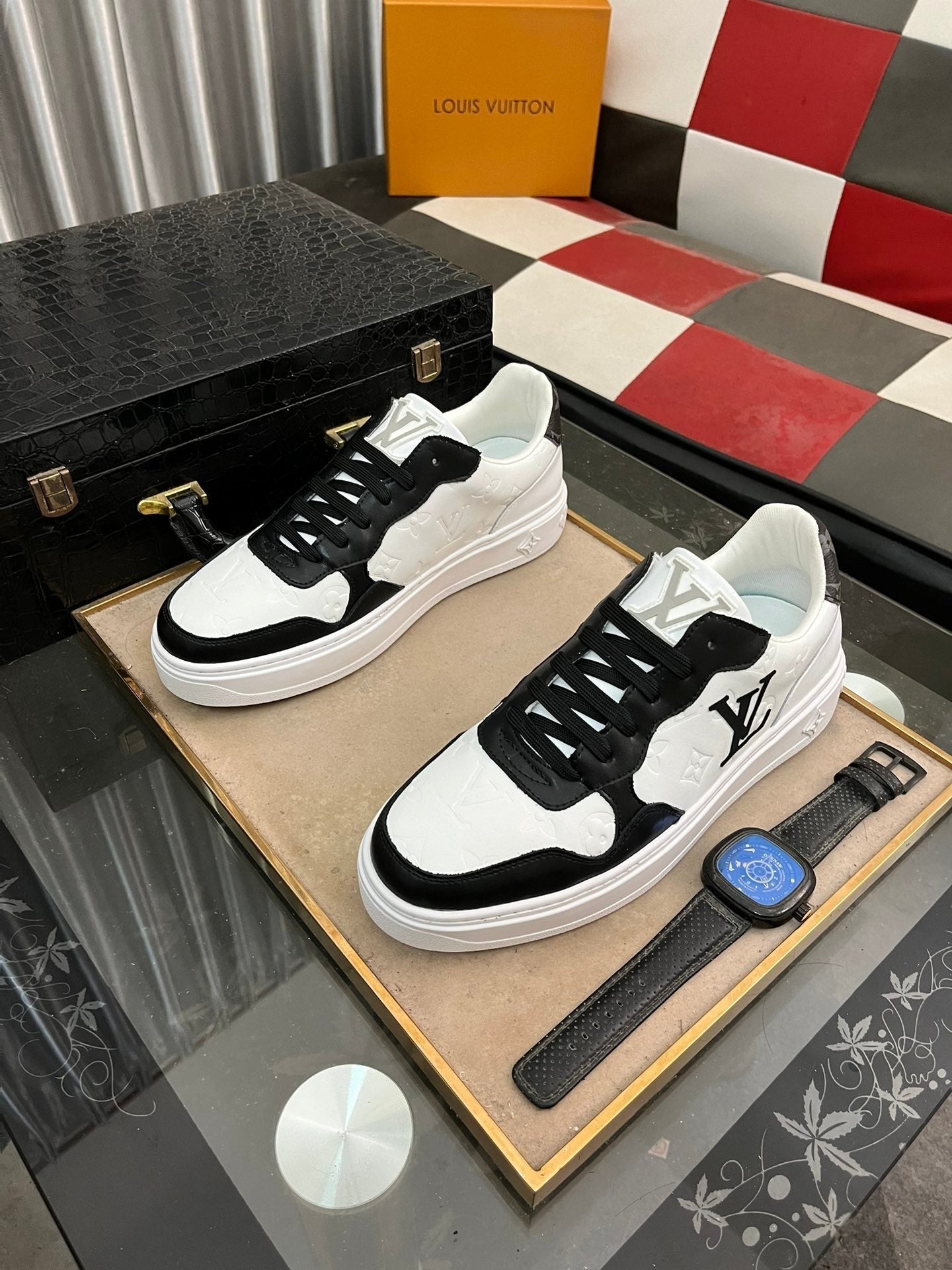 LV CLASSIC TRAINERS BLACK MIX WHITE CALFSKIN