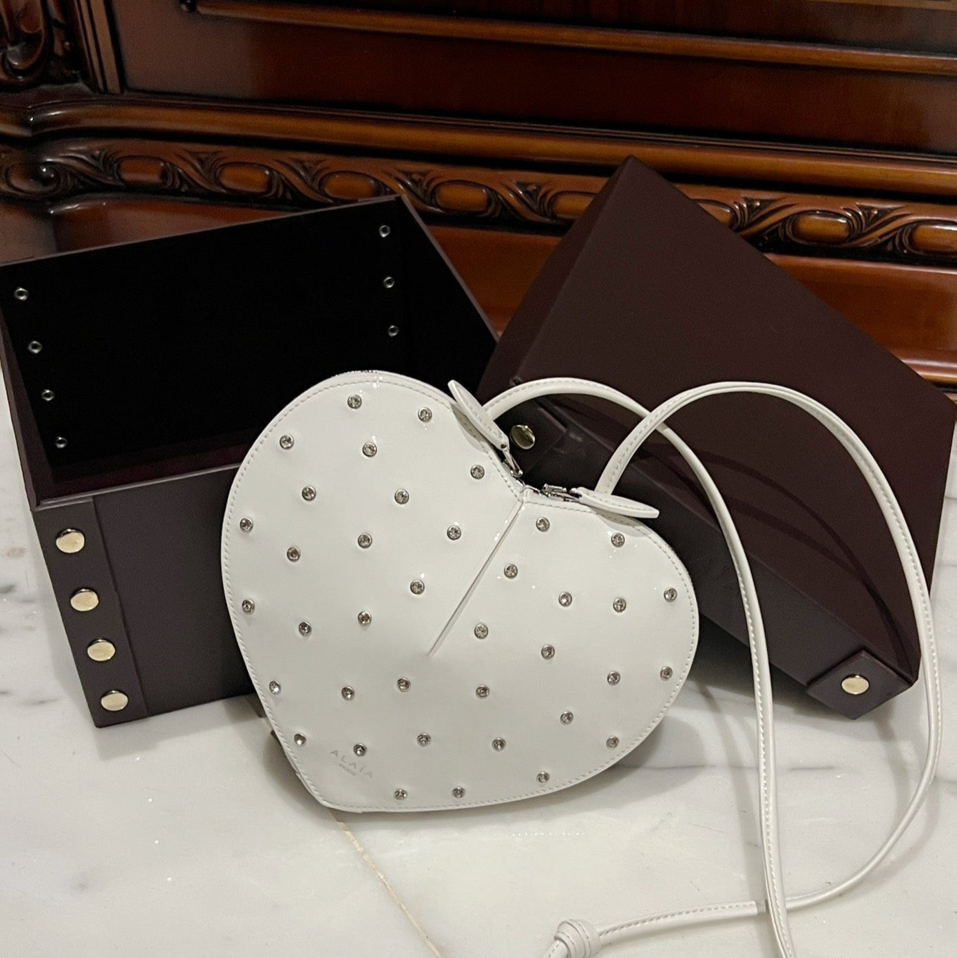Le Coeur 21cm White Diamonds Calfskin Shouder 243041