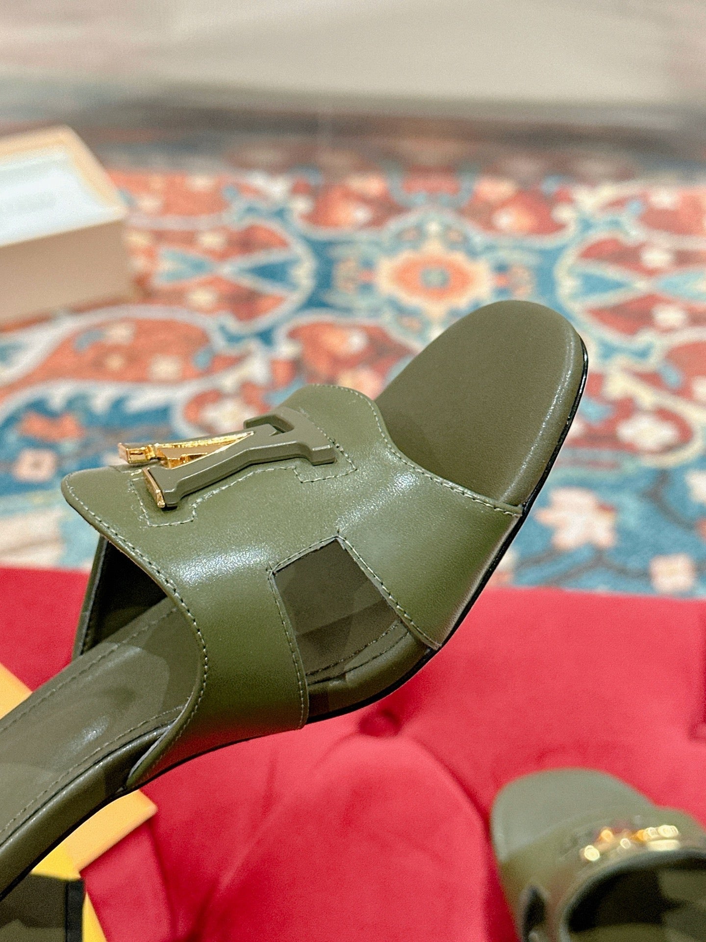 lv capri mule 45mm khaki green calfskin