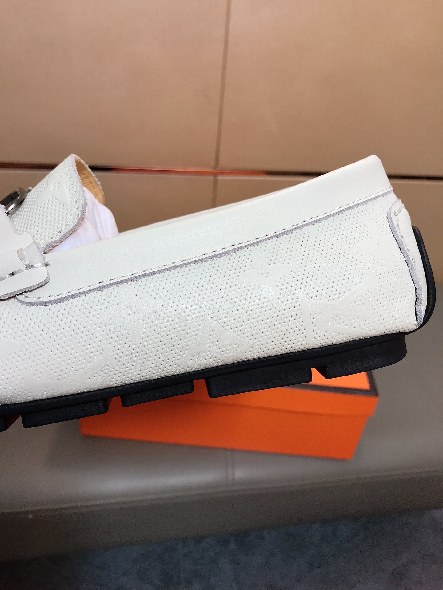 LV LOAFERS IN WHITE CALFSKIN WITH BRANDED EMBOSSING