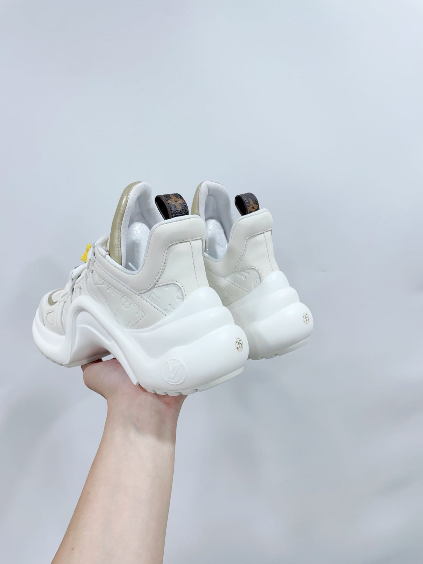 LV Archlight Sports Shoes White With Beige Border Calfskin