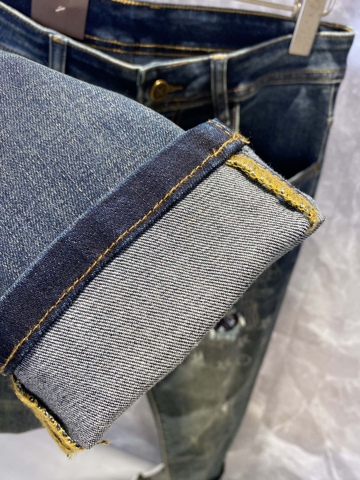 LV BLUE DENIM JEAN 239575