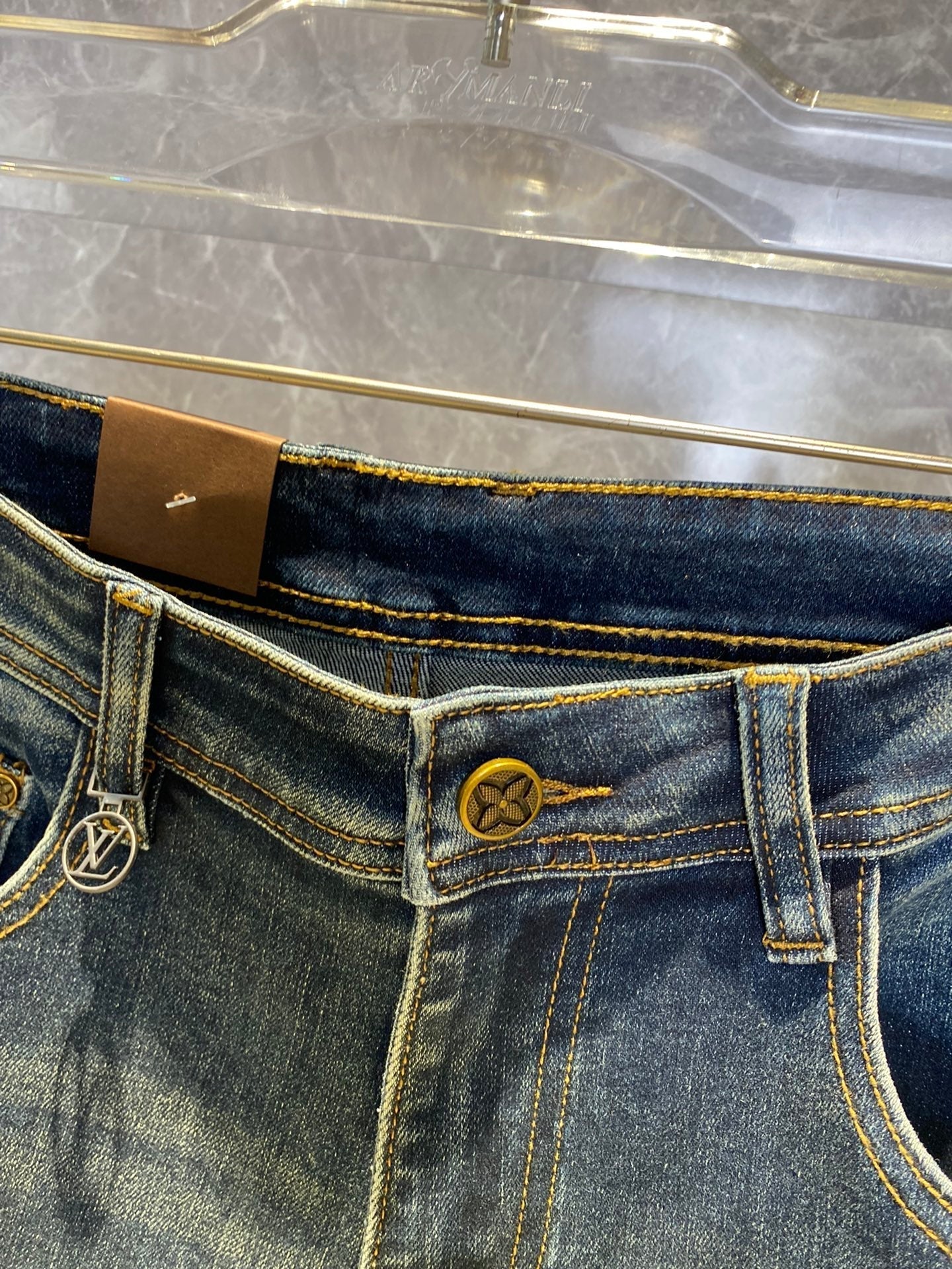 LV BLUE DENIM JEAN 239575