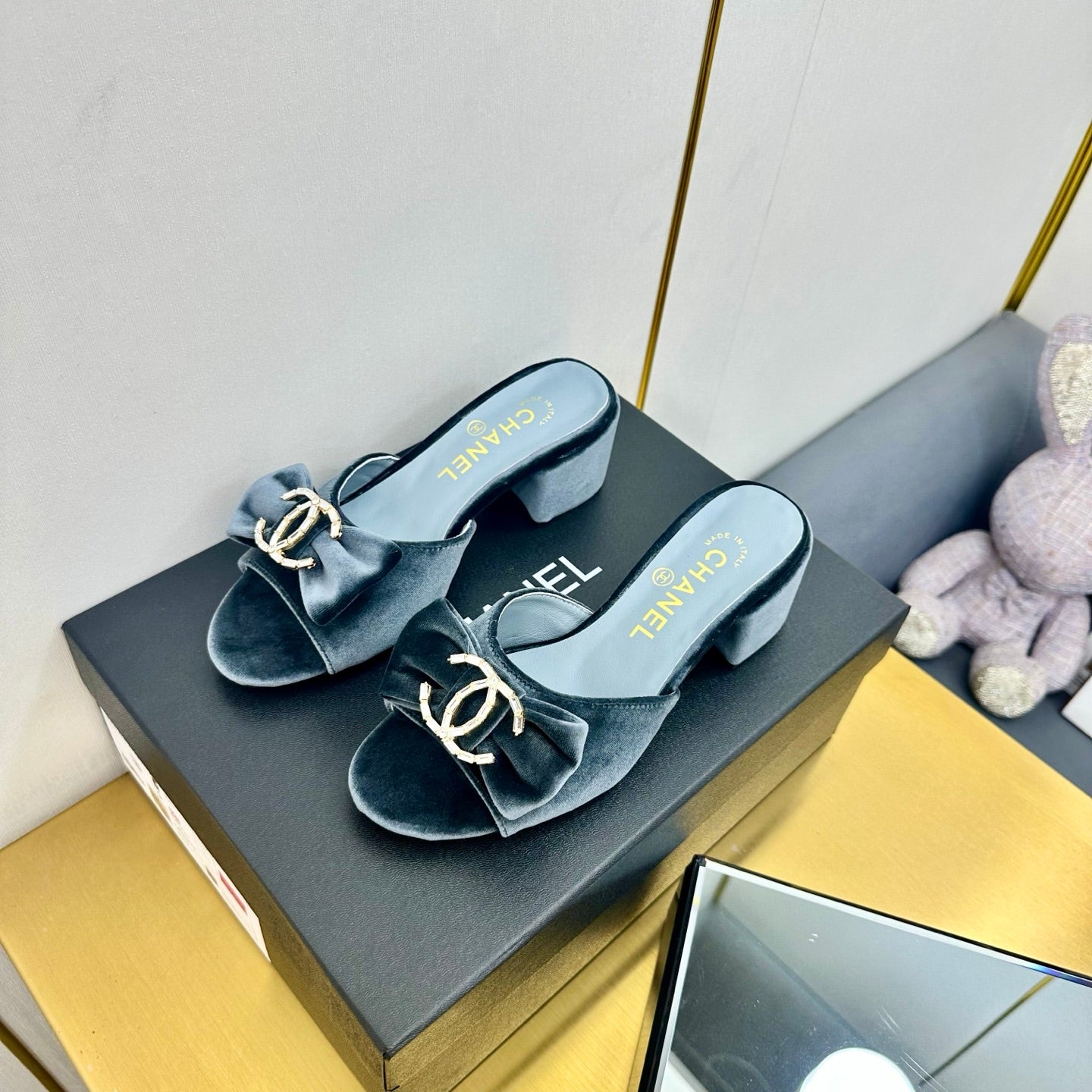 CC 25 Mid Heel Mules Gray Velvet 238474