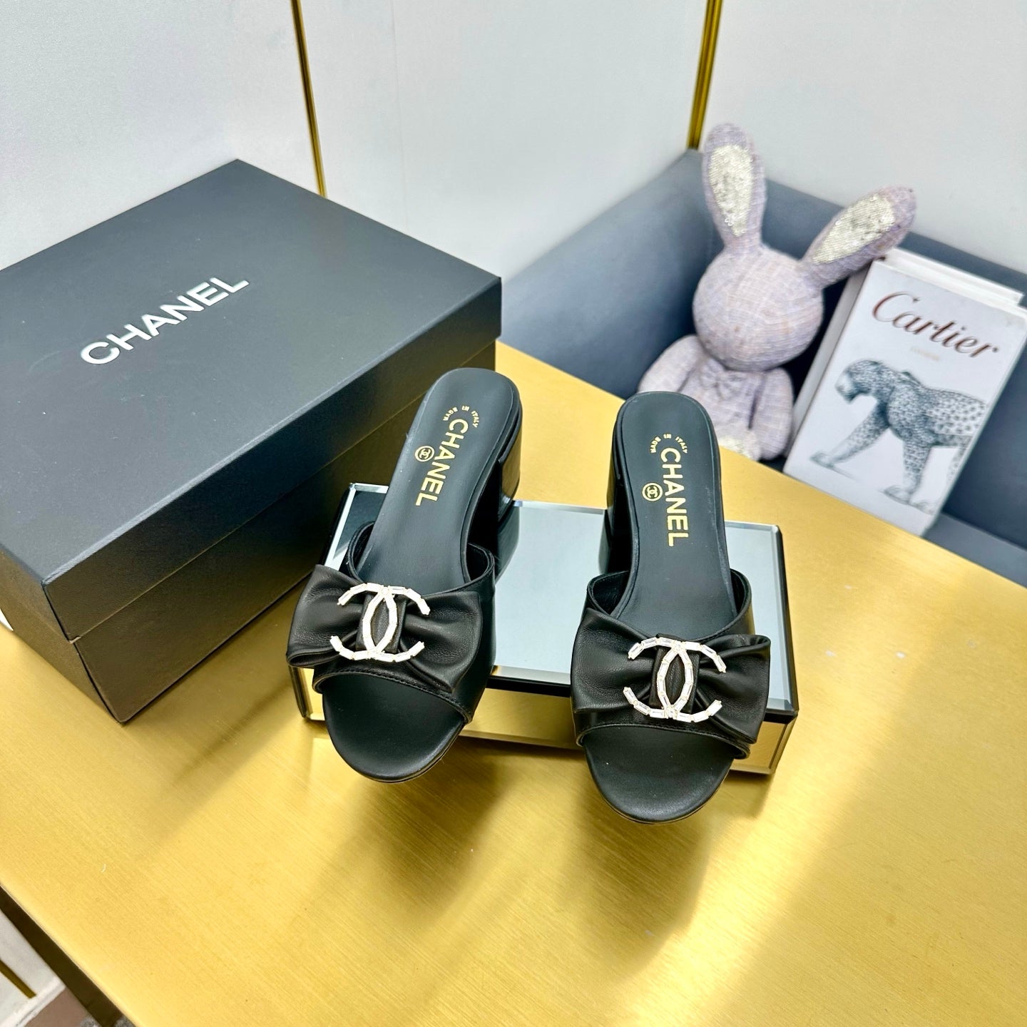 CC 25 Mid Heel Mules Black Sheepskin 238478