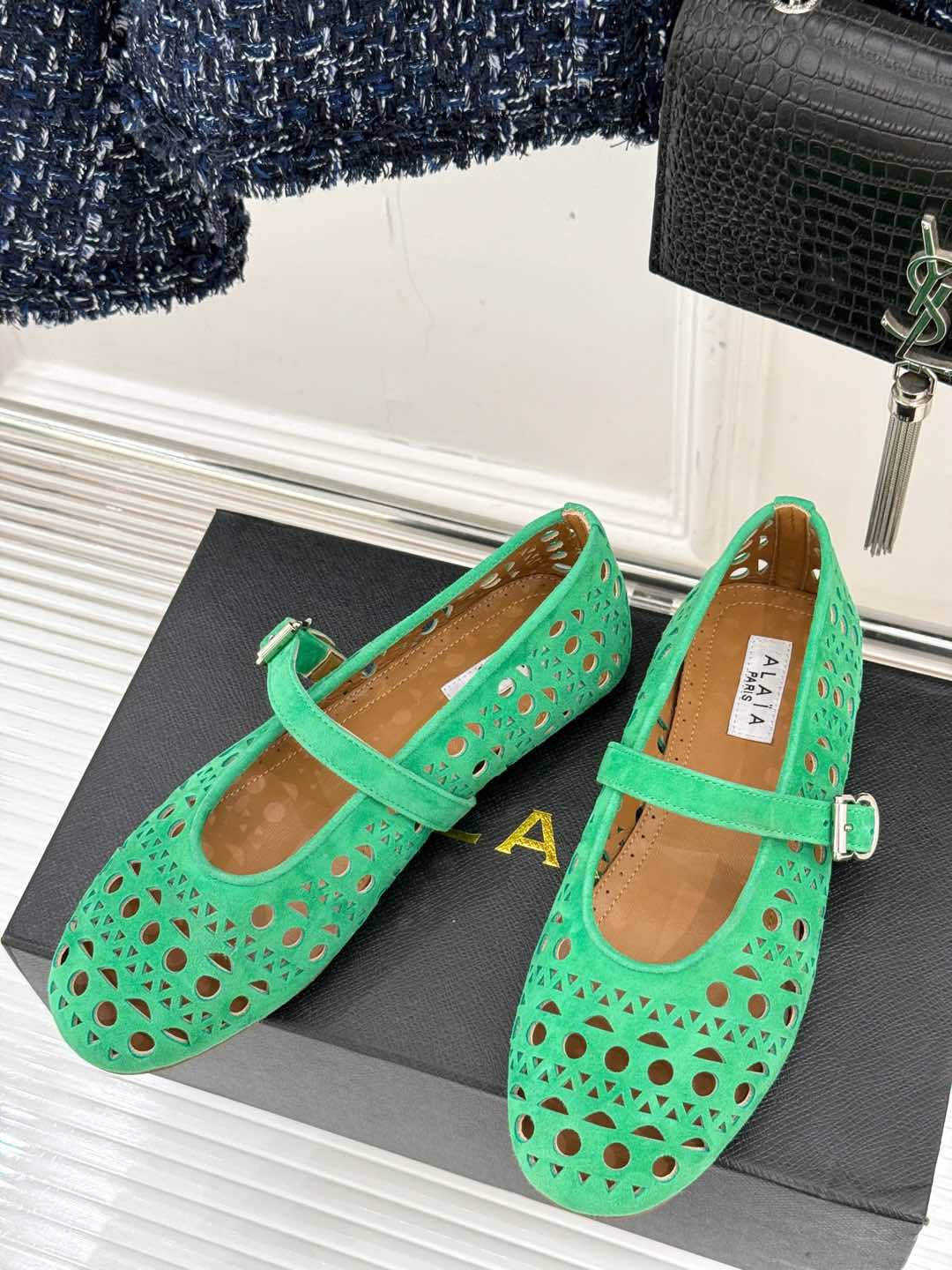 Alaia Women's Ballet Flat Shamrock Green Suede 293221