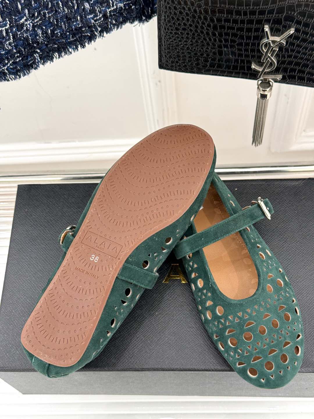 Alaia Women's Ballet Flat Emerald Green Suede 293226