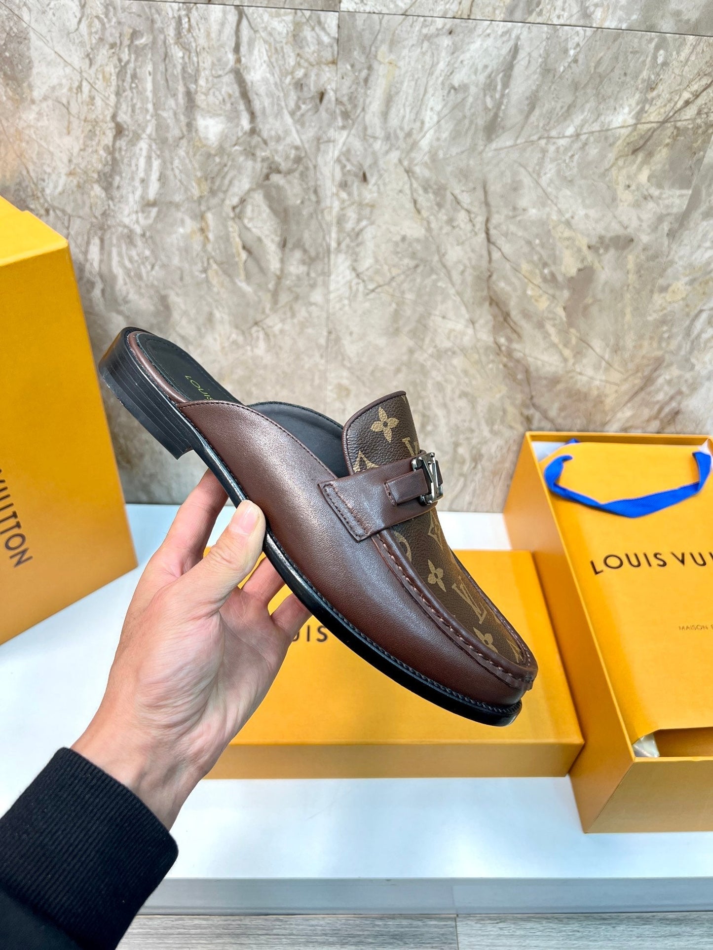 LV EASY MULE IN BROWN CHOCOLATE MONOGRAM CALFSKIN
