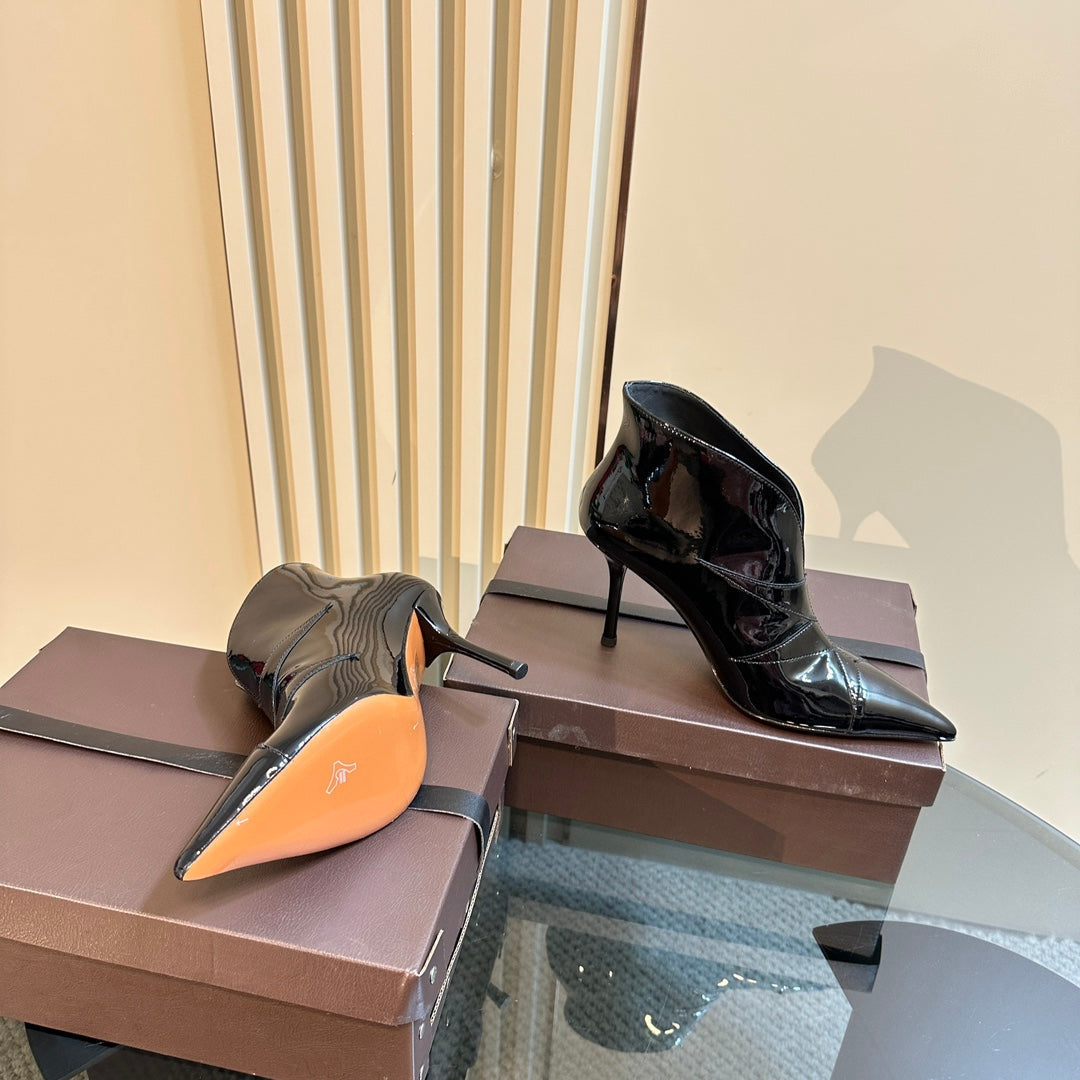 Alaila Heeled Ankle Boots 85mm In Black Glossy Cowhide 921034