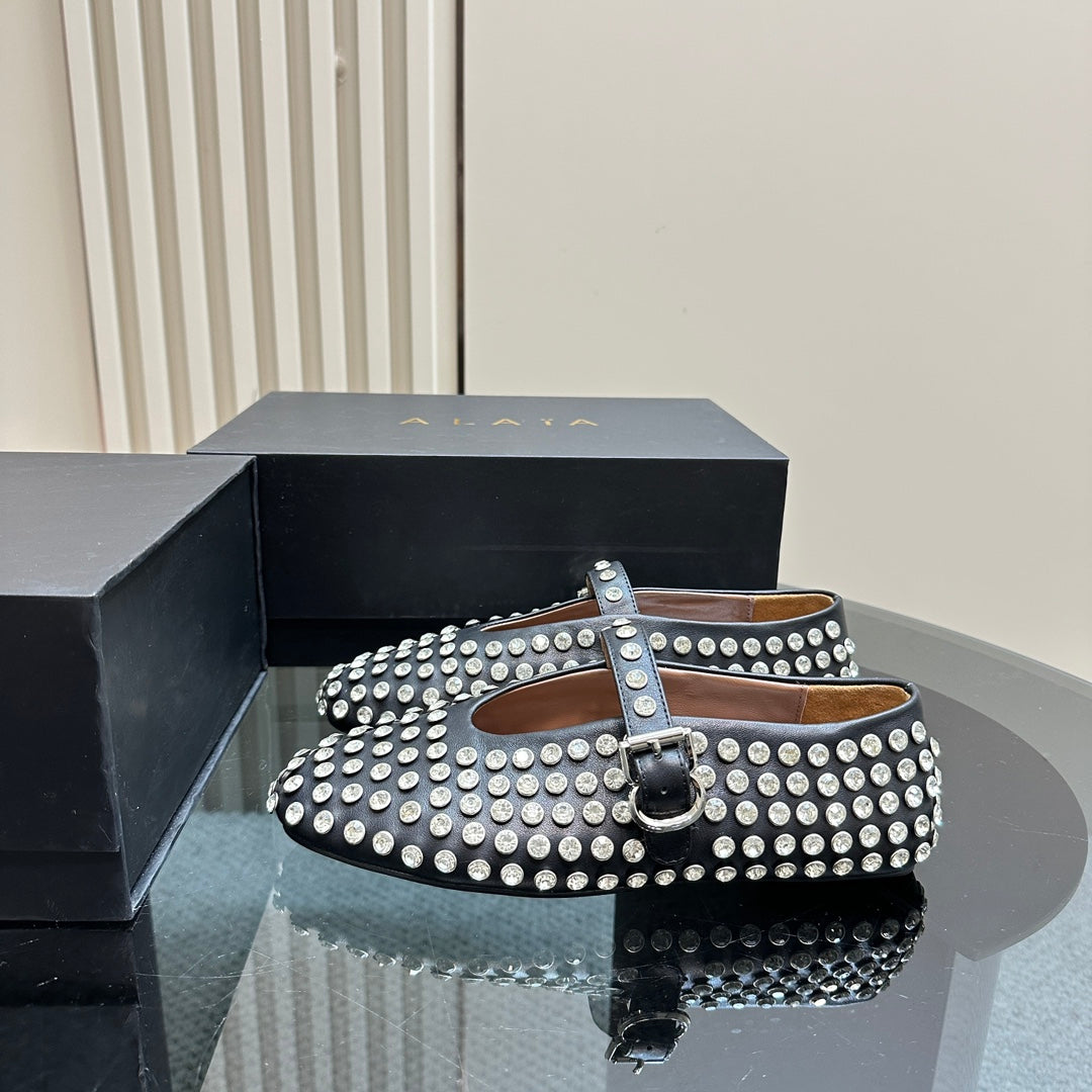 Alaia Strass Suede Ballet Flats In Black 999314