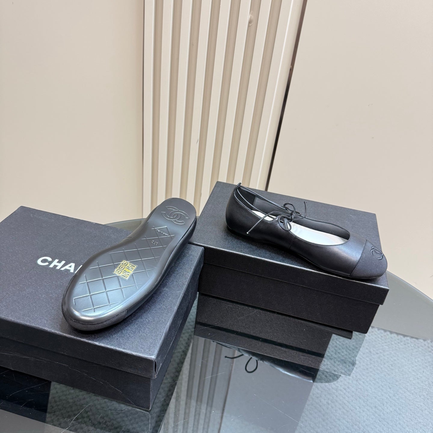 CC 25 Mary Jane Flat Black Leather with Fabric 239412