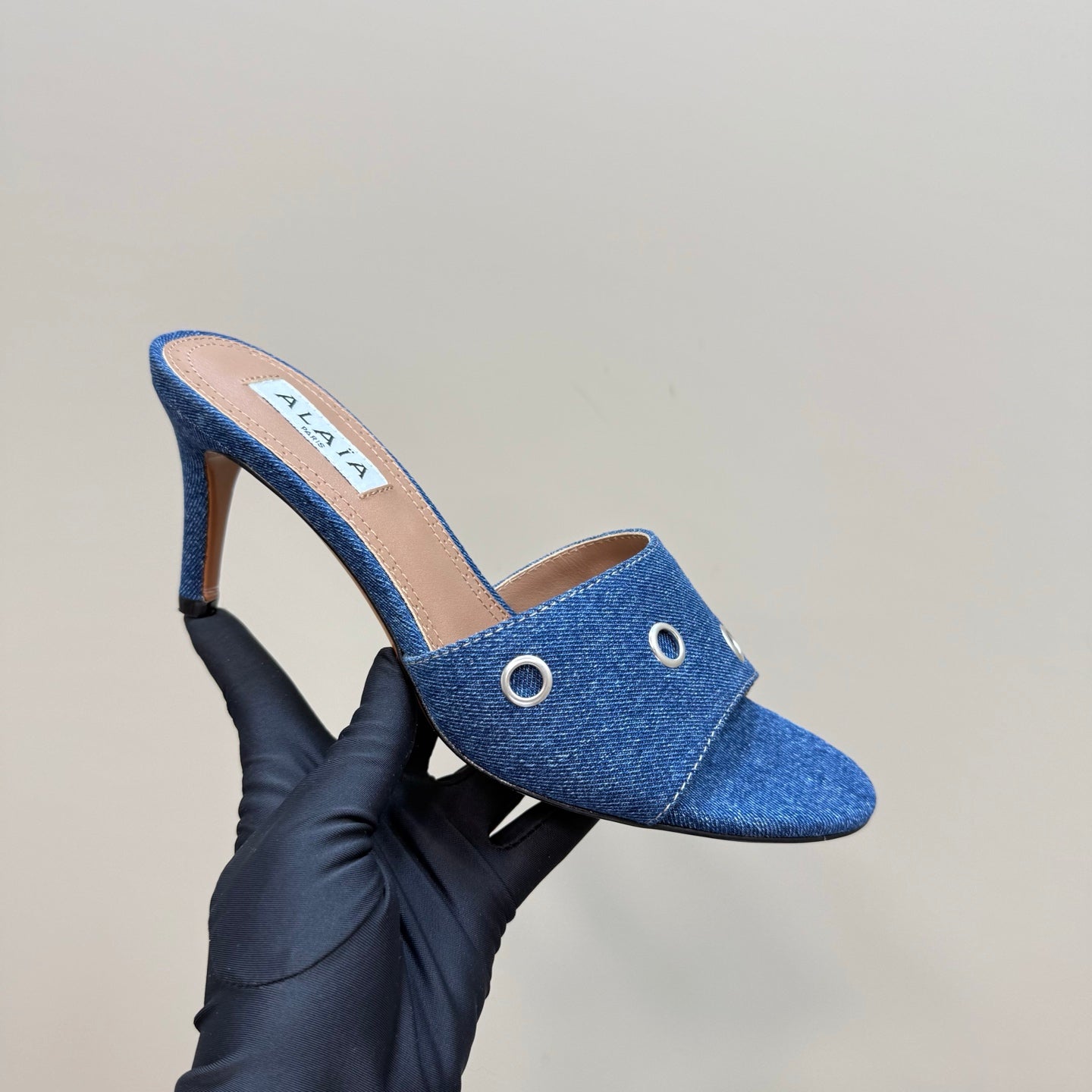 Alaia 2025 Oeillets Embellished Leather Sandals Denim Lambskin 299670