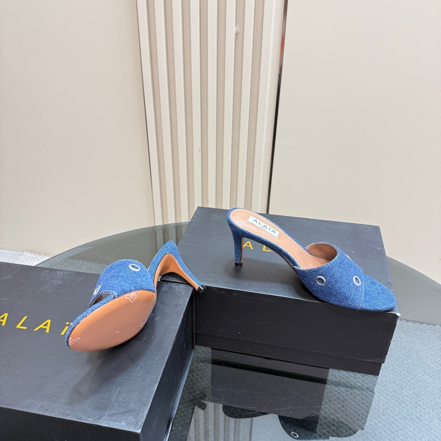 Alaia 2025 Oeillets Embellished Leather Sandals Denim Lambskin 299670