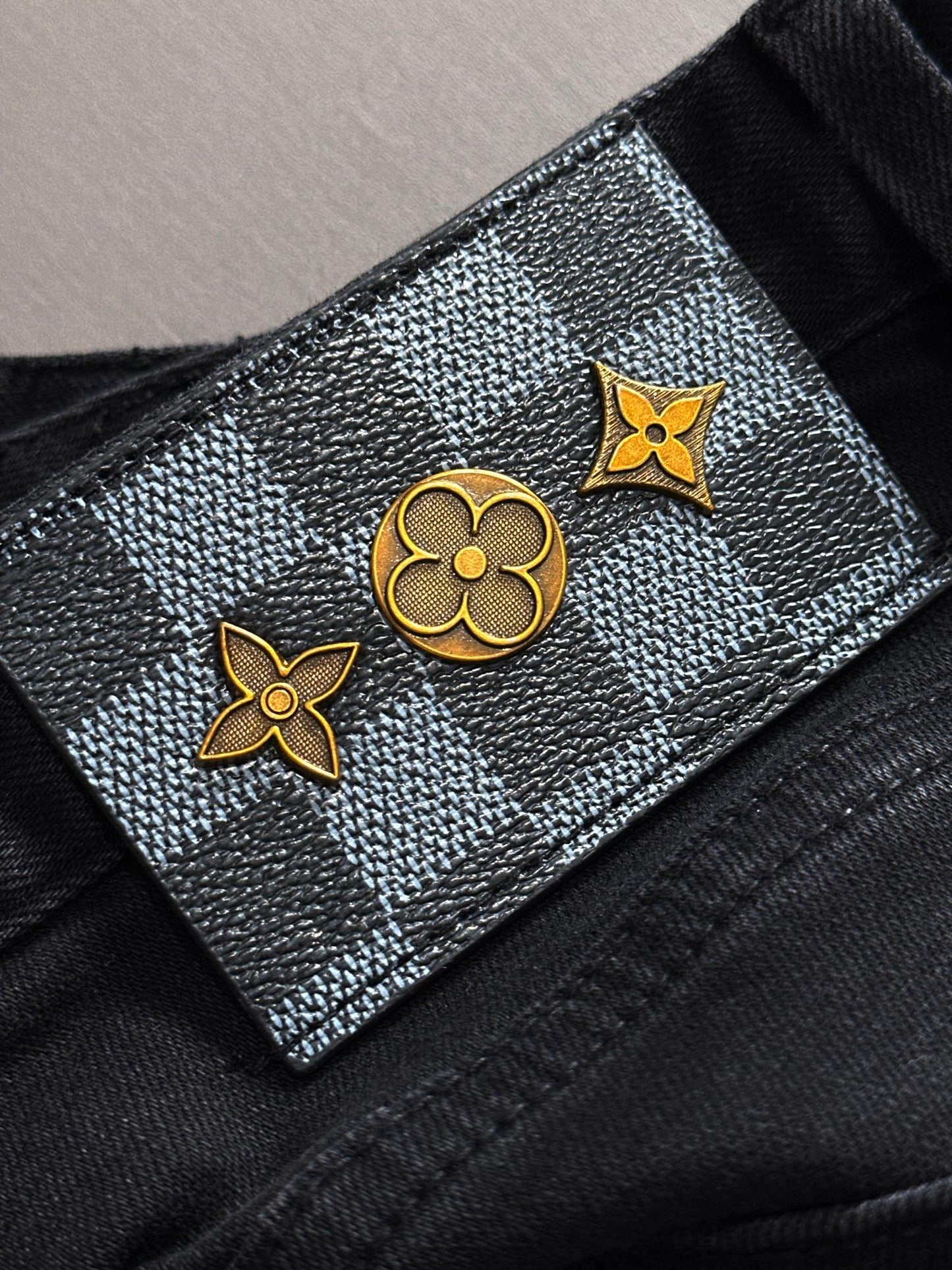 LV BLACK DENIM JEAN 239618